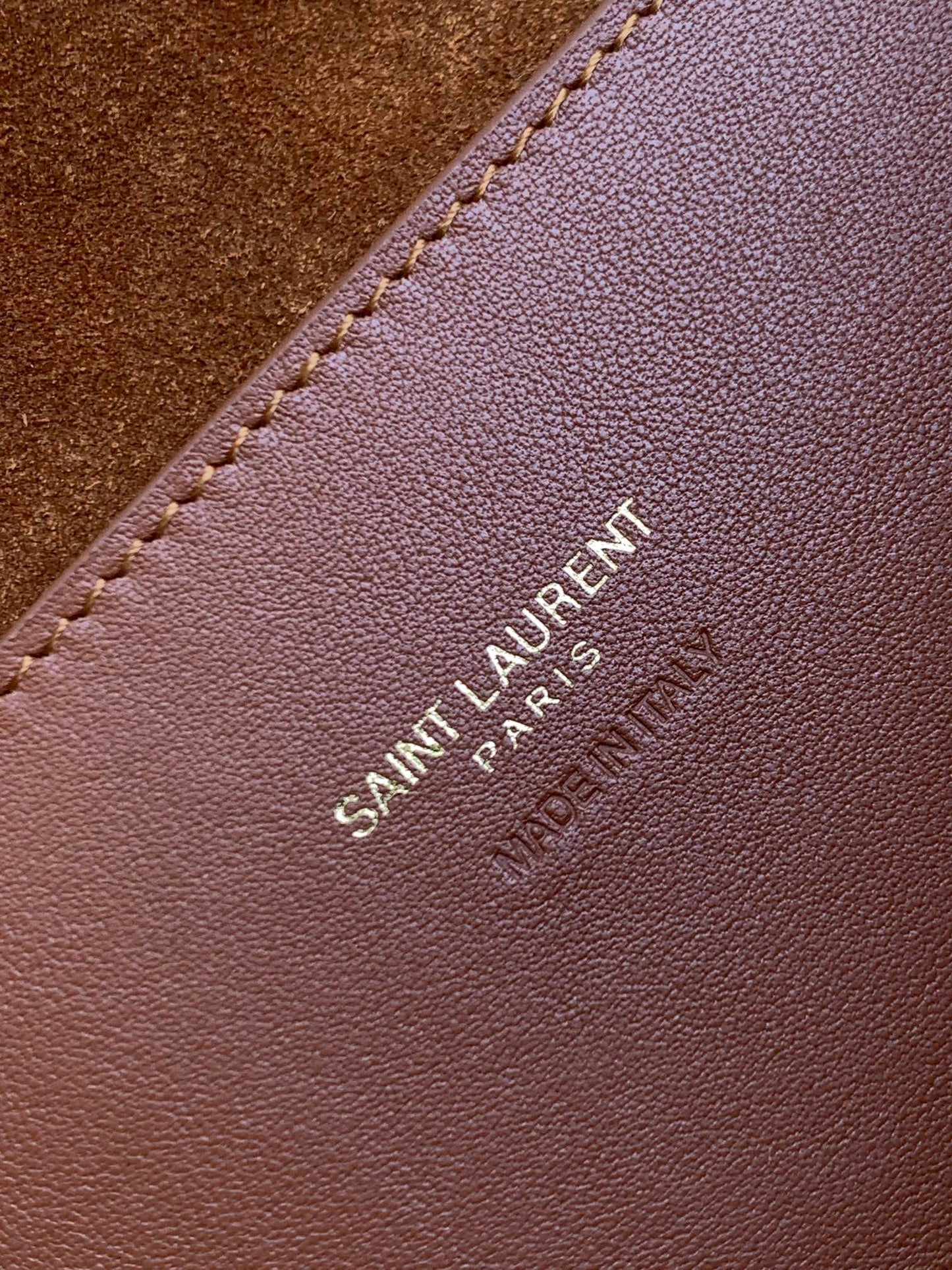 Saint Laurent Sunset Medium Shoulder Bag in Crocodile-Embossed Leather - Black/Gold