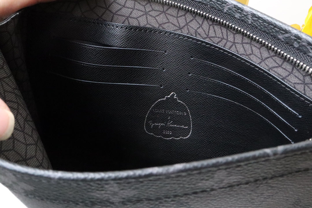 Decorative Pumpkin Print Cosmetic Pouch - Halloween & Fall Themed Makeup Bag