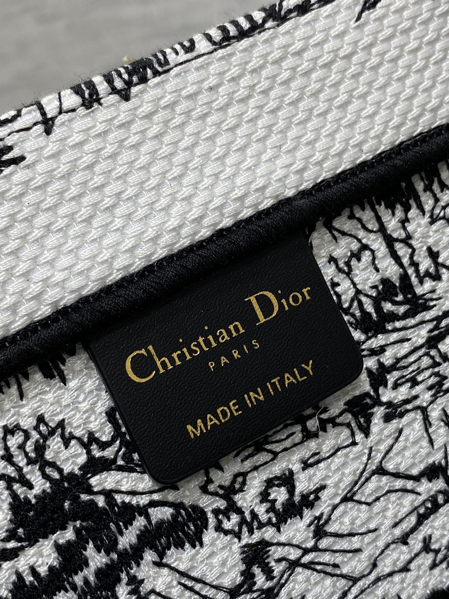 Dior Elegant Black and White City Sketch Canvas Tote Bag with Top Handles