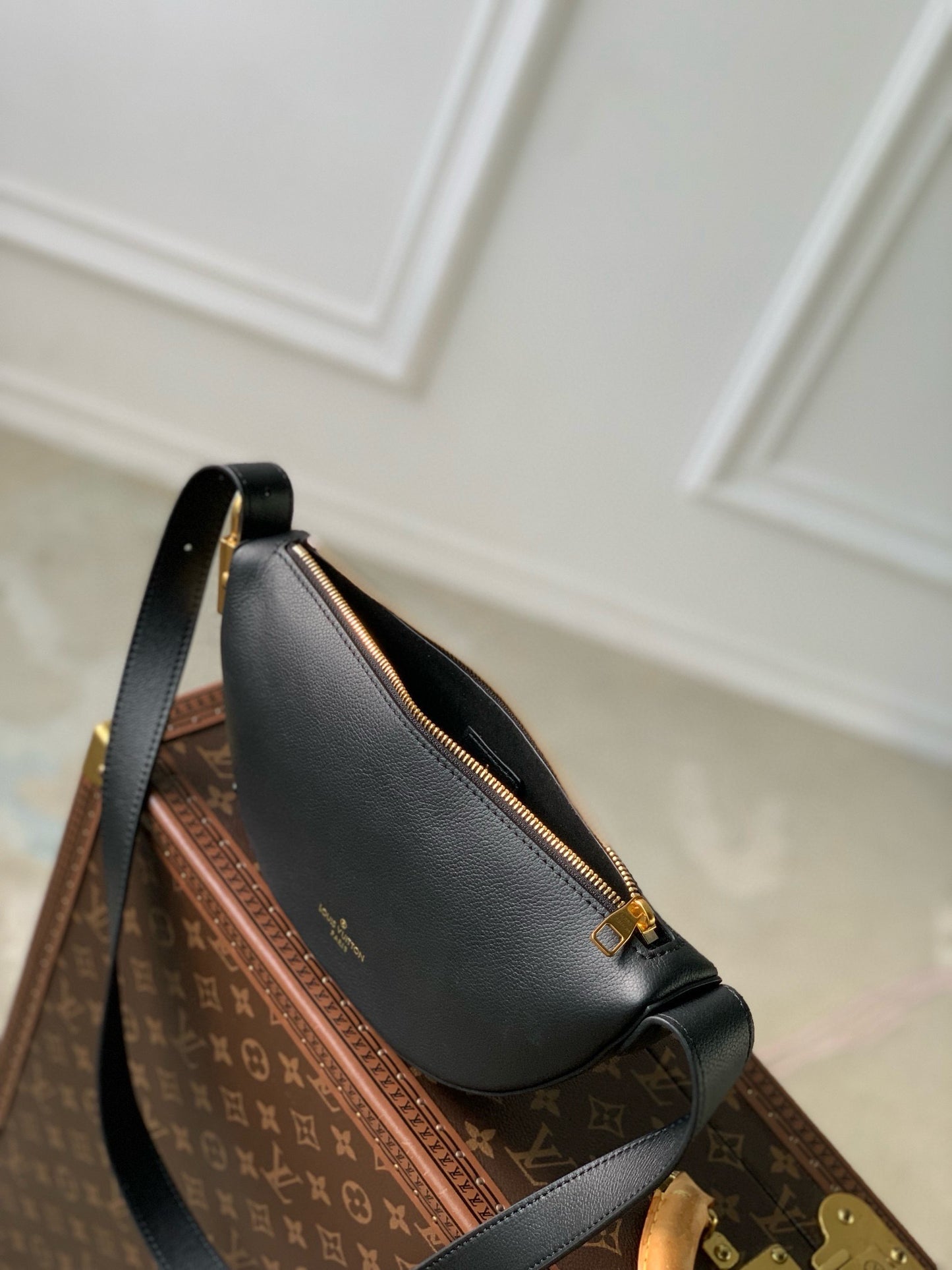 Louis Vuitton Black Leather Crescent Crossbody Belt Bag with Gold Zipper