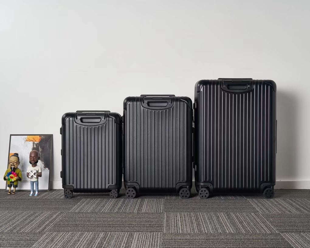 Modern Black Hardshell Spinner Luggage Set - 3-Piece Travel Suitcase Set