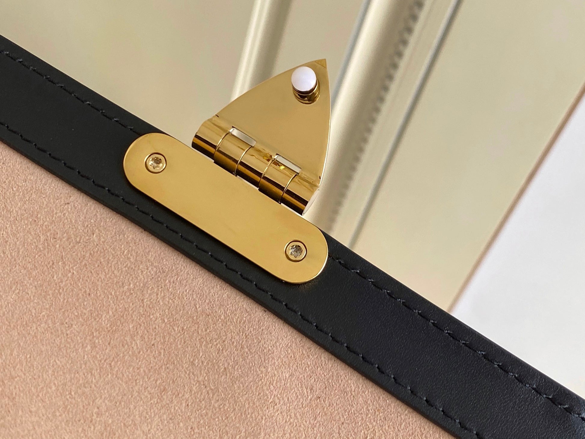 Louis Vuitton Luxury Monogram Canvas Top Handle Bag with Gold Trunk Lock