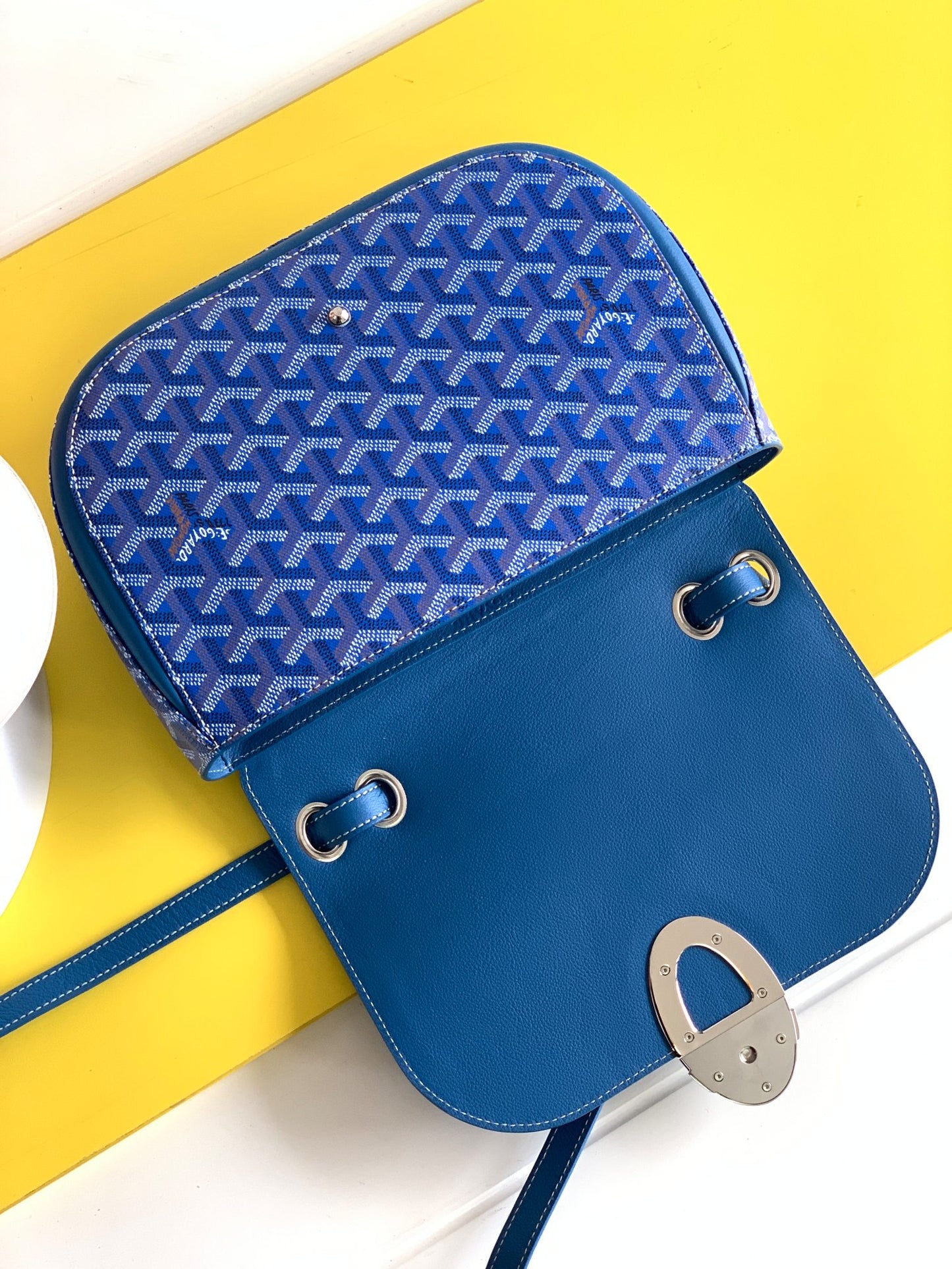 Gogy Elegant Blue Chevron Print Leather Crossbody Shoulder Bag