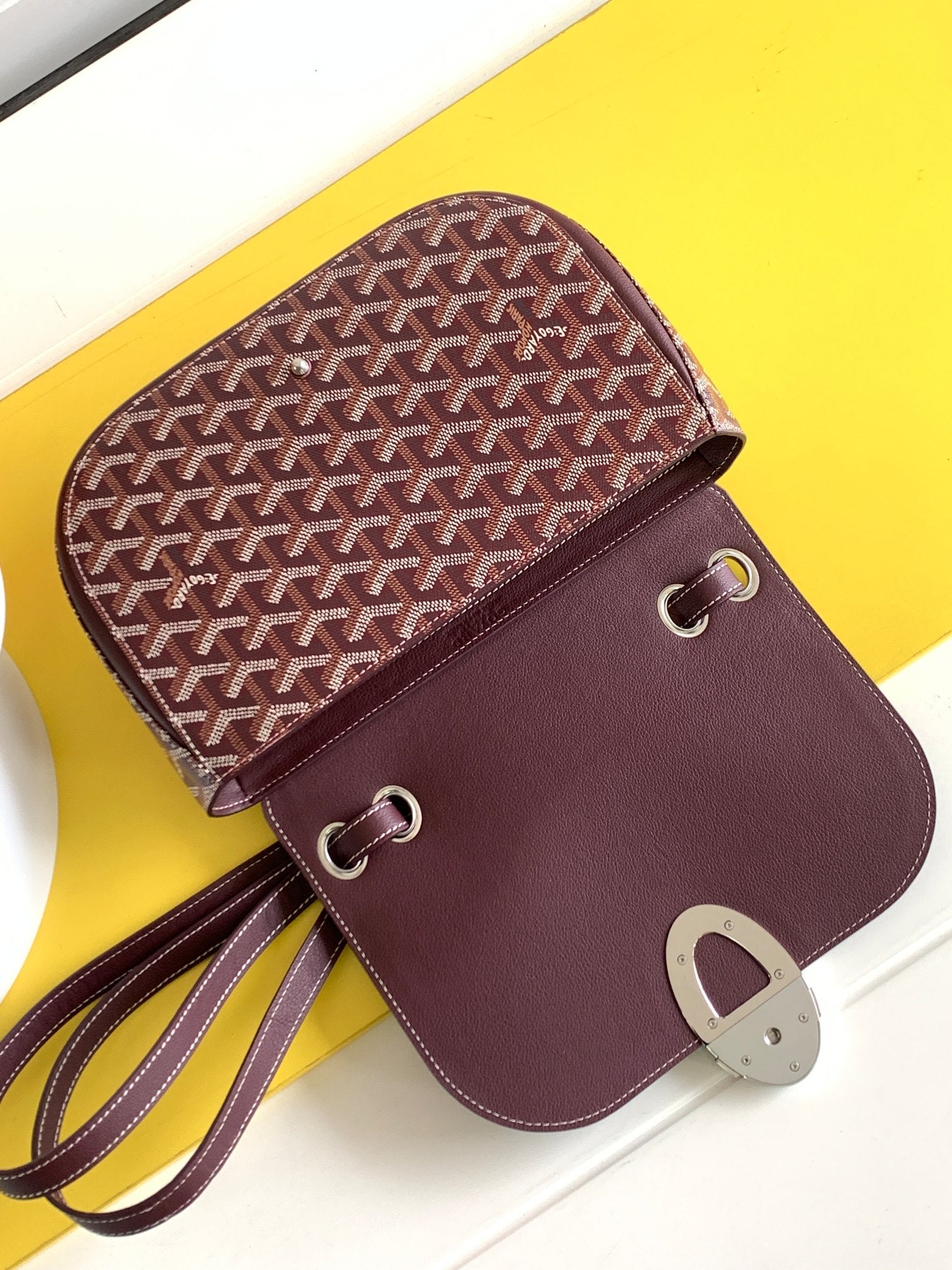 Gogy Burgundy Chevron Pattern Leather Shoulder Bag with Silver Oval Clasp