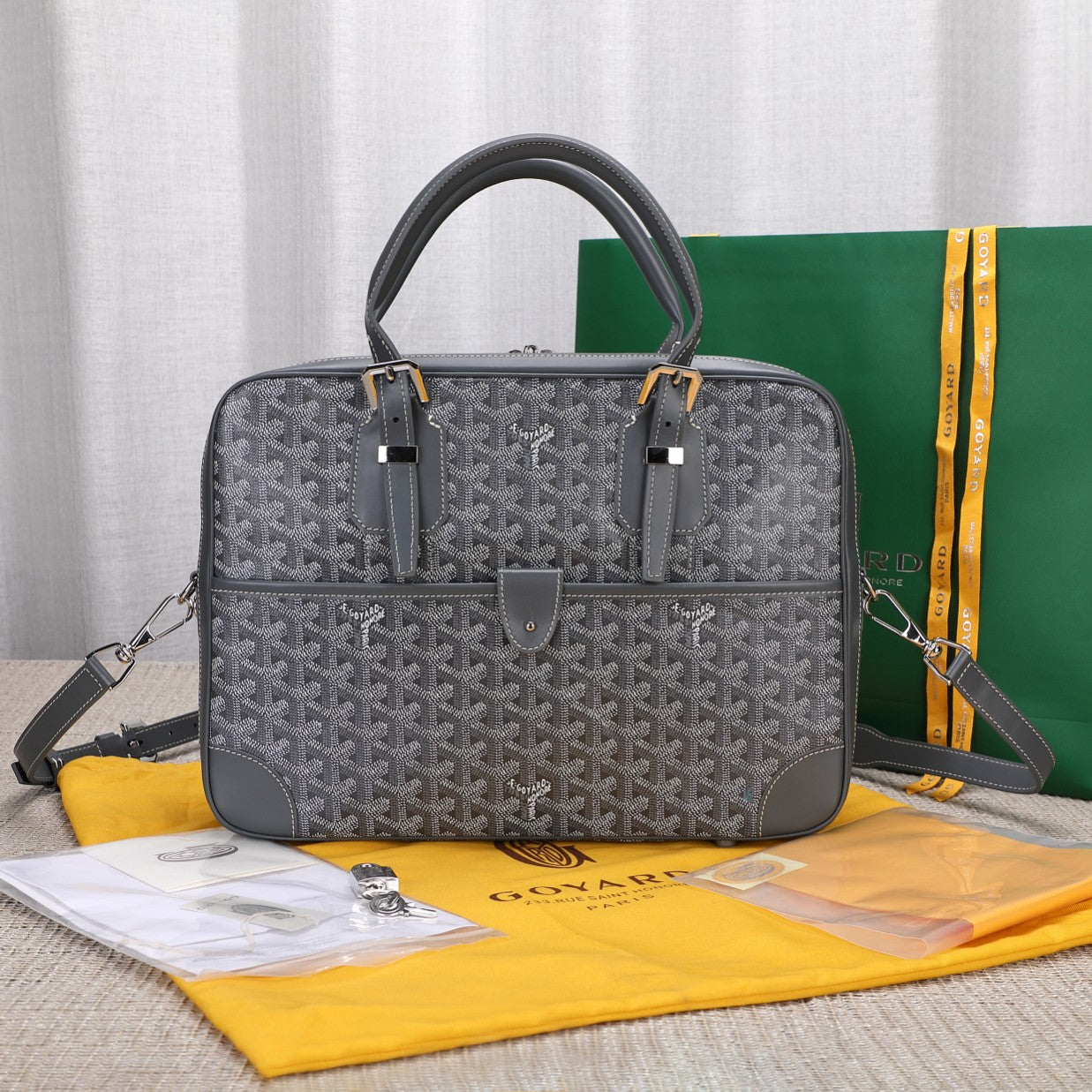 Gogy Classic Grey Chevron Pattern Leather Briefcase Messenger Bag