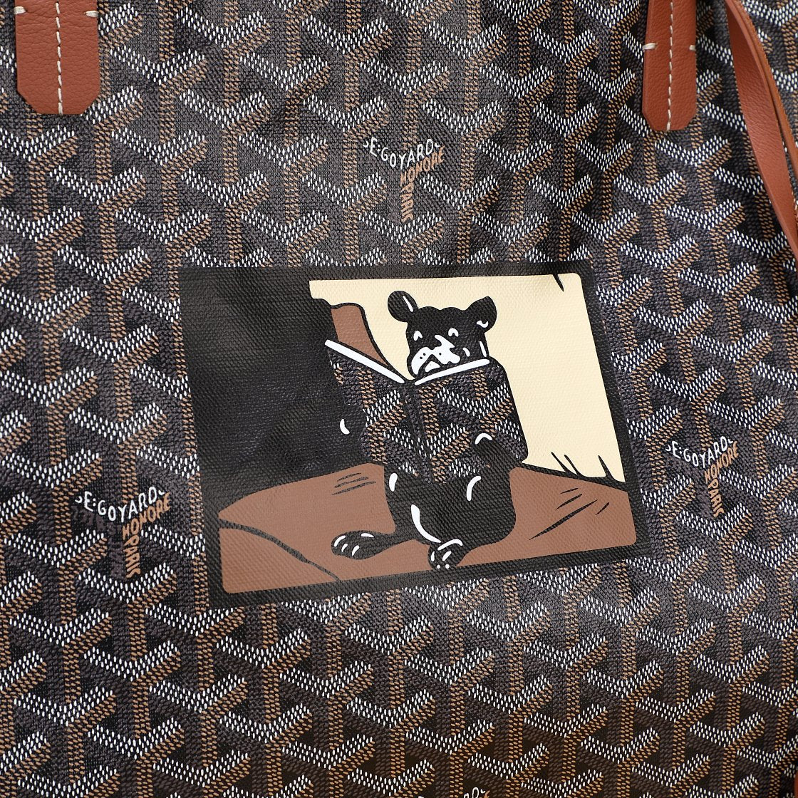 Gogy Classic Chevron Print Tote Bag with Cartoon Patch and Pouch