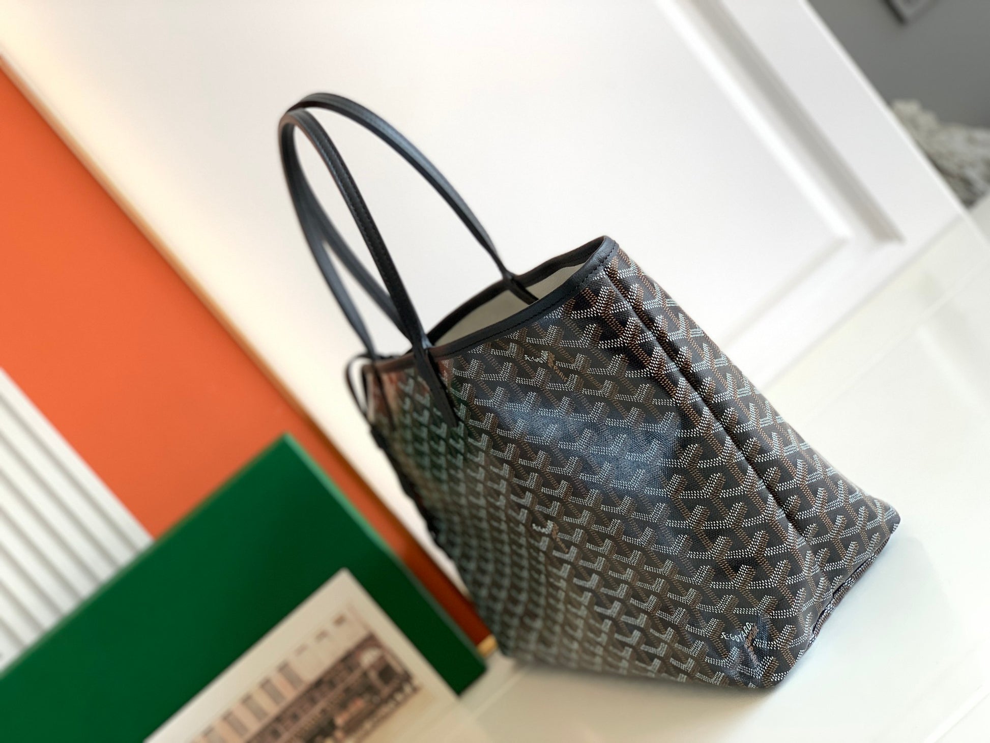 Gogy Classic Chevron Print Canvas Tote Bag with Leather Straps