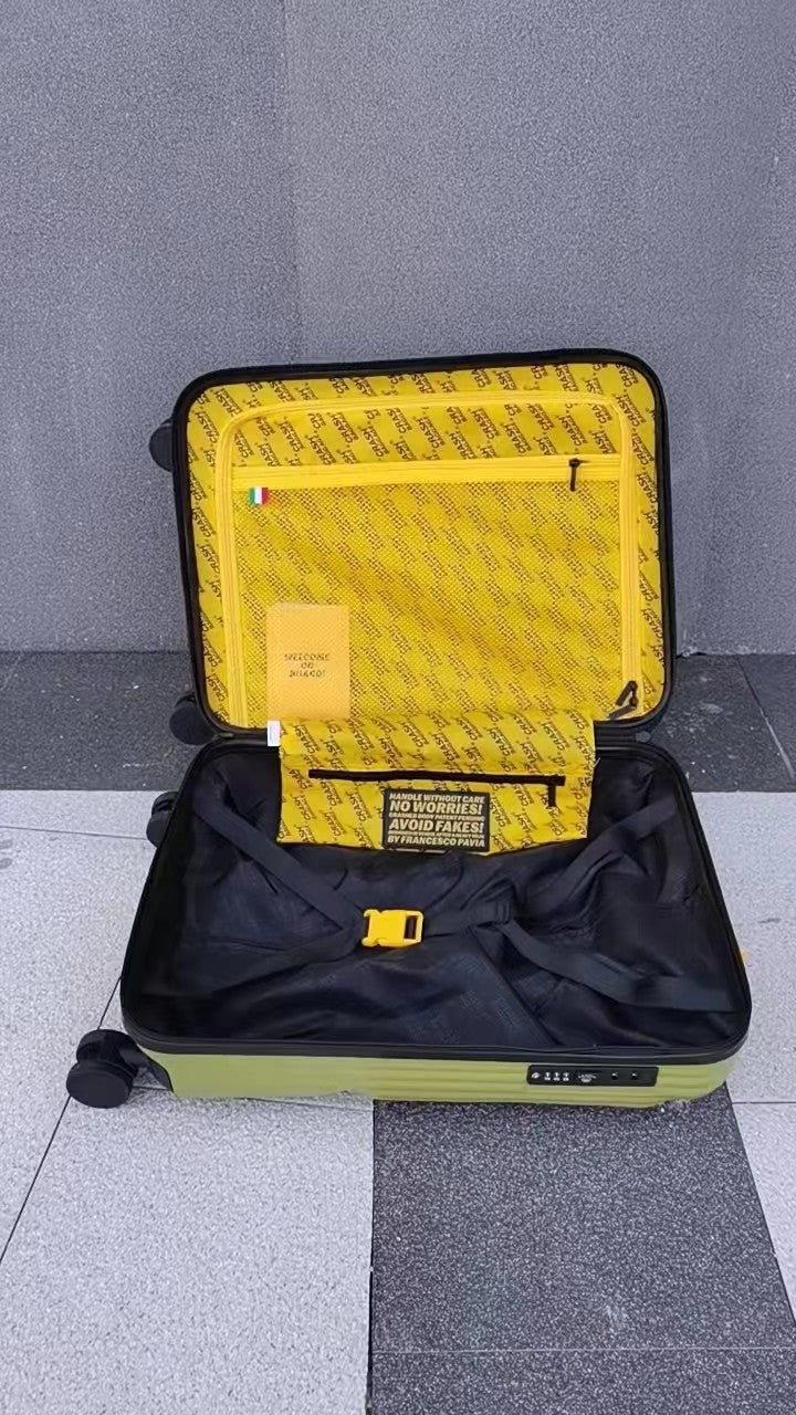 Vibrant Textured Spinner Luggage Hardshell Travel Trolley Bag