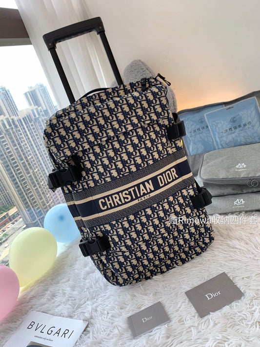 Vintage Monogram Jacquard Rolling Suitcase Travel Bag