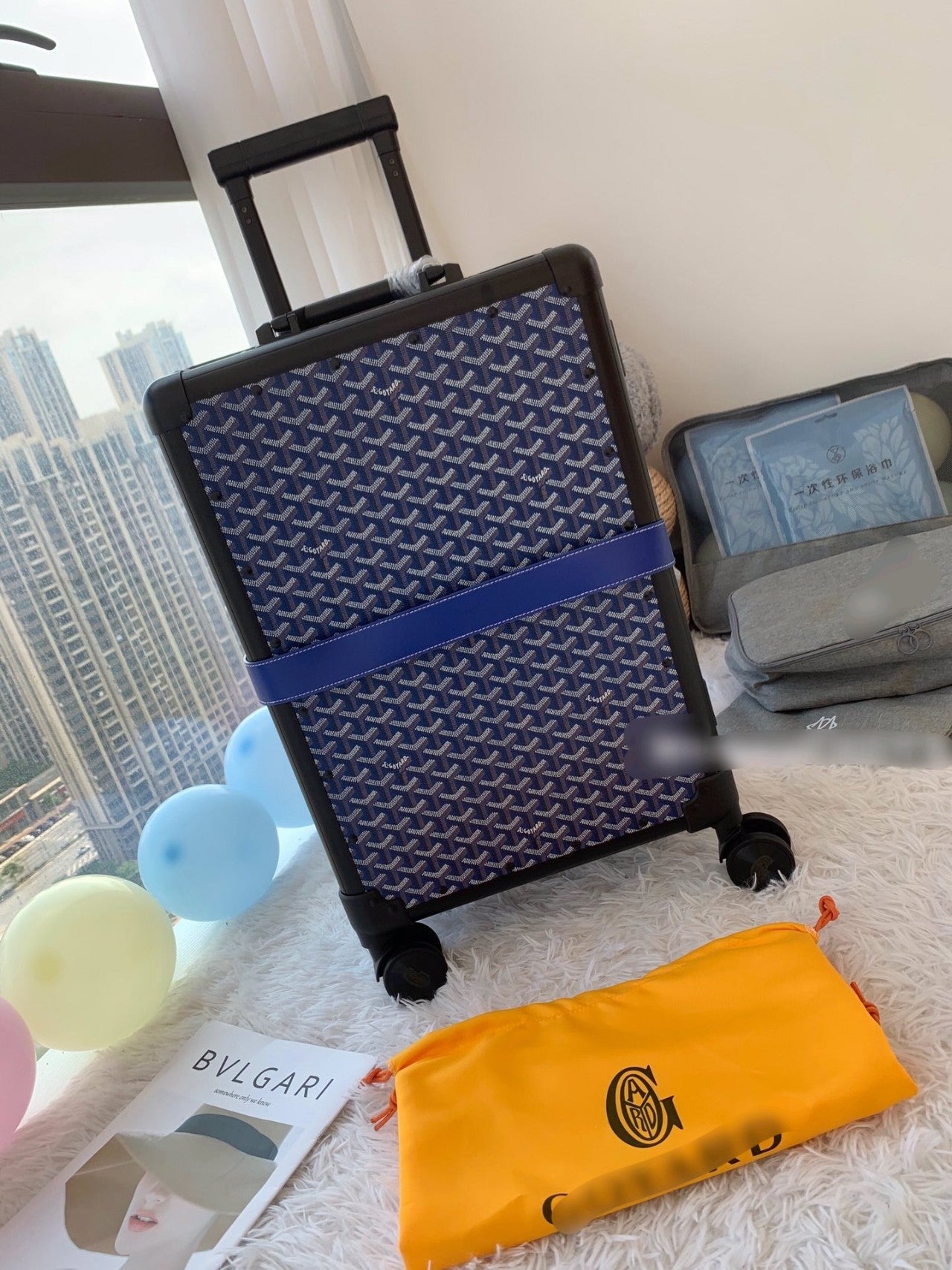 Blue Geometric Chevron Print Carry-On Spinner Luggage Suitcase