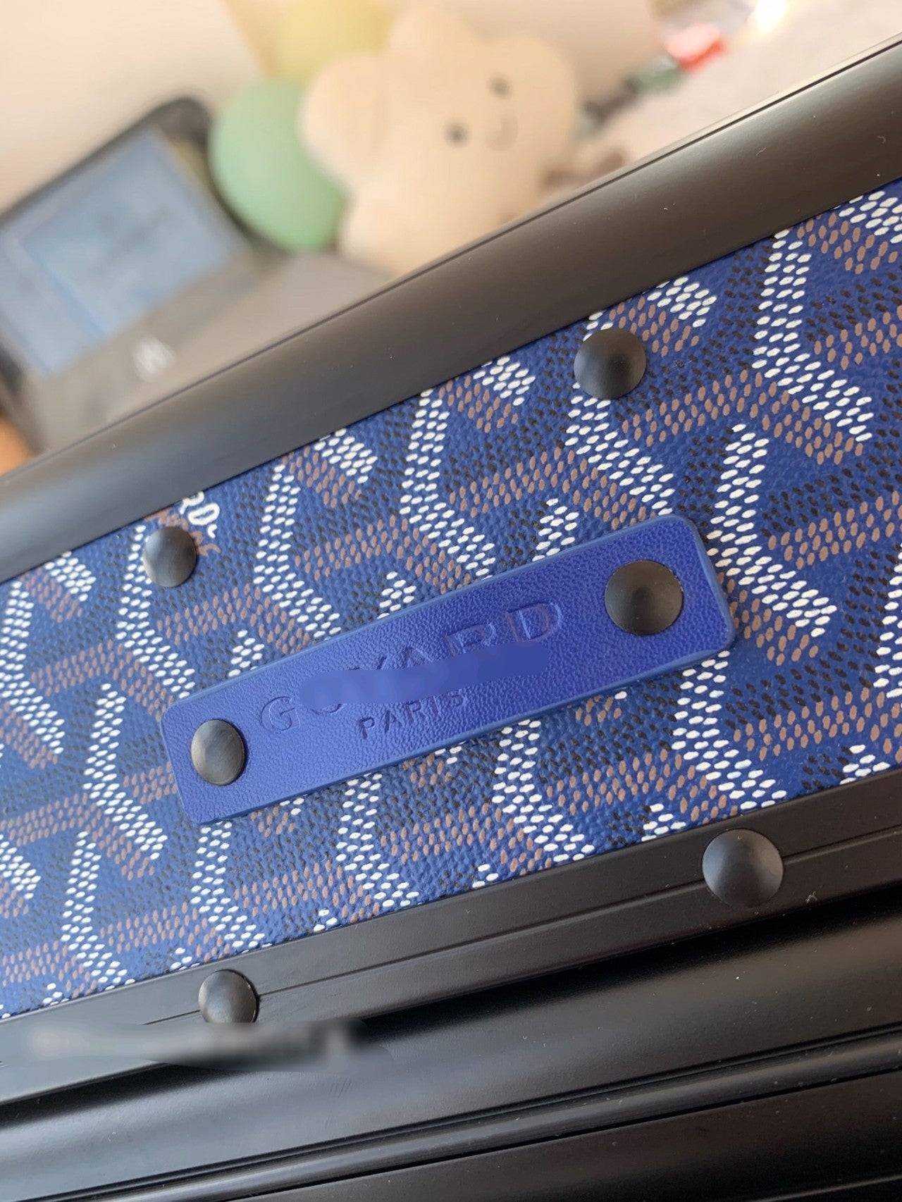 Blue Geometric Chevron Print Carry-On Spinner Luggage Suitcase