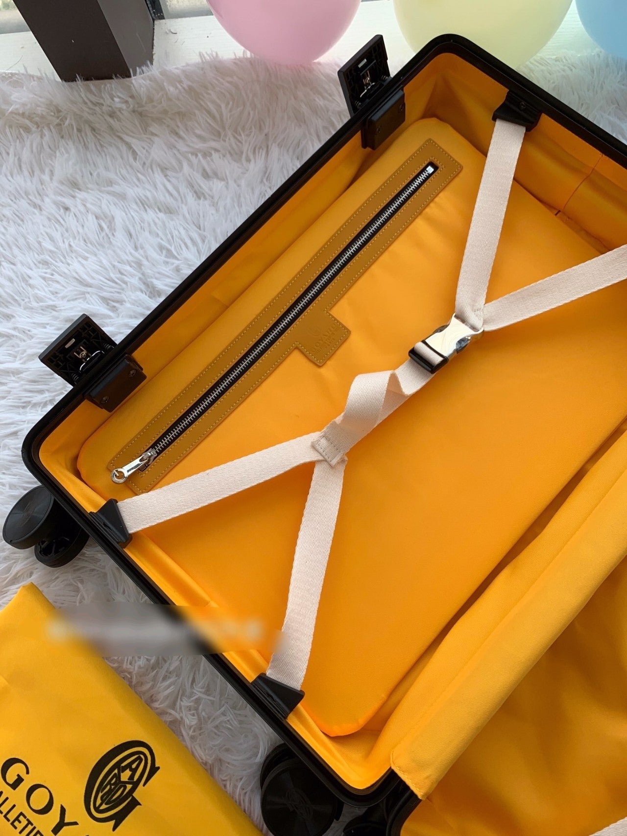 Green Chevron Print Hard Shell Rolling Suitcase Travel Luggage