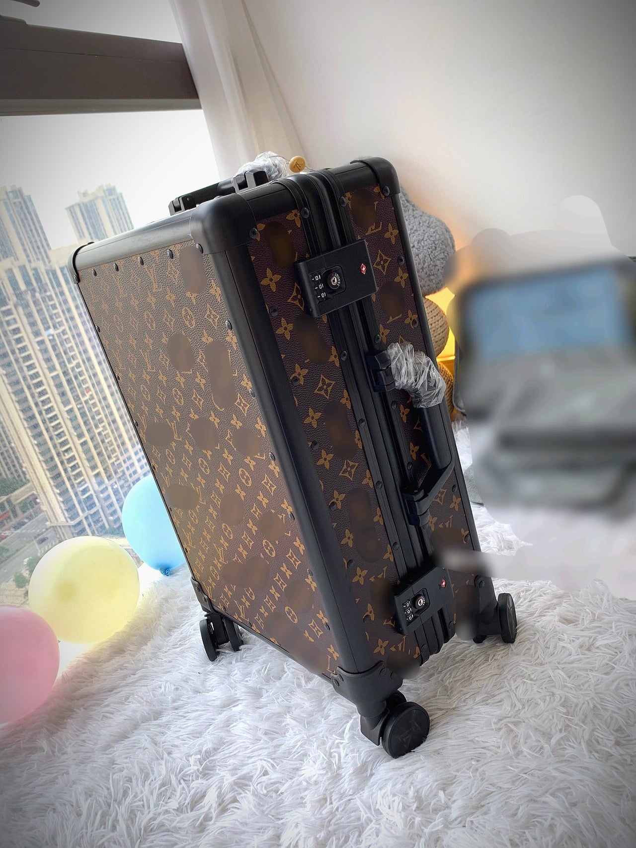 Brown Monogram Hardside Spinner Suitcase Rolling Travel Bag