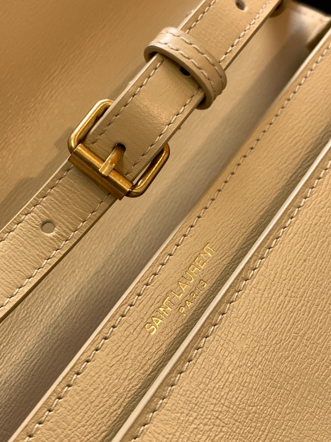 Saint Laurent Sunset Medium Shoulder Bag in Smooth Leather - Beige