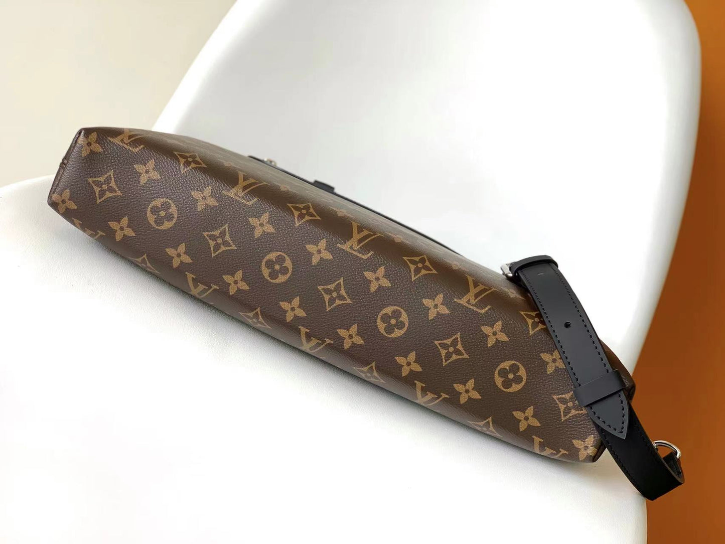 Louis Vuitton Classic Monogram Canvas Laptop Briefcase Bag with Shoulder Strap
