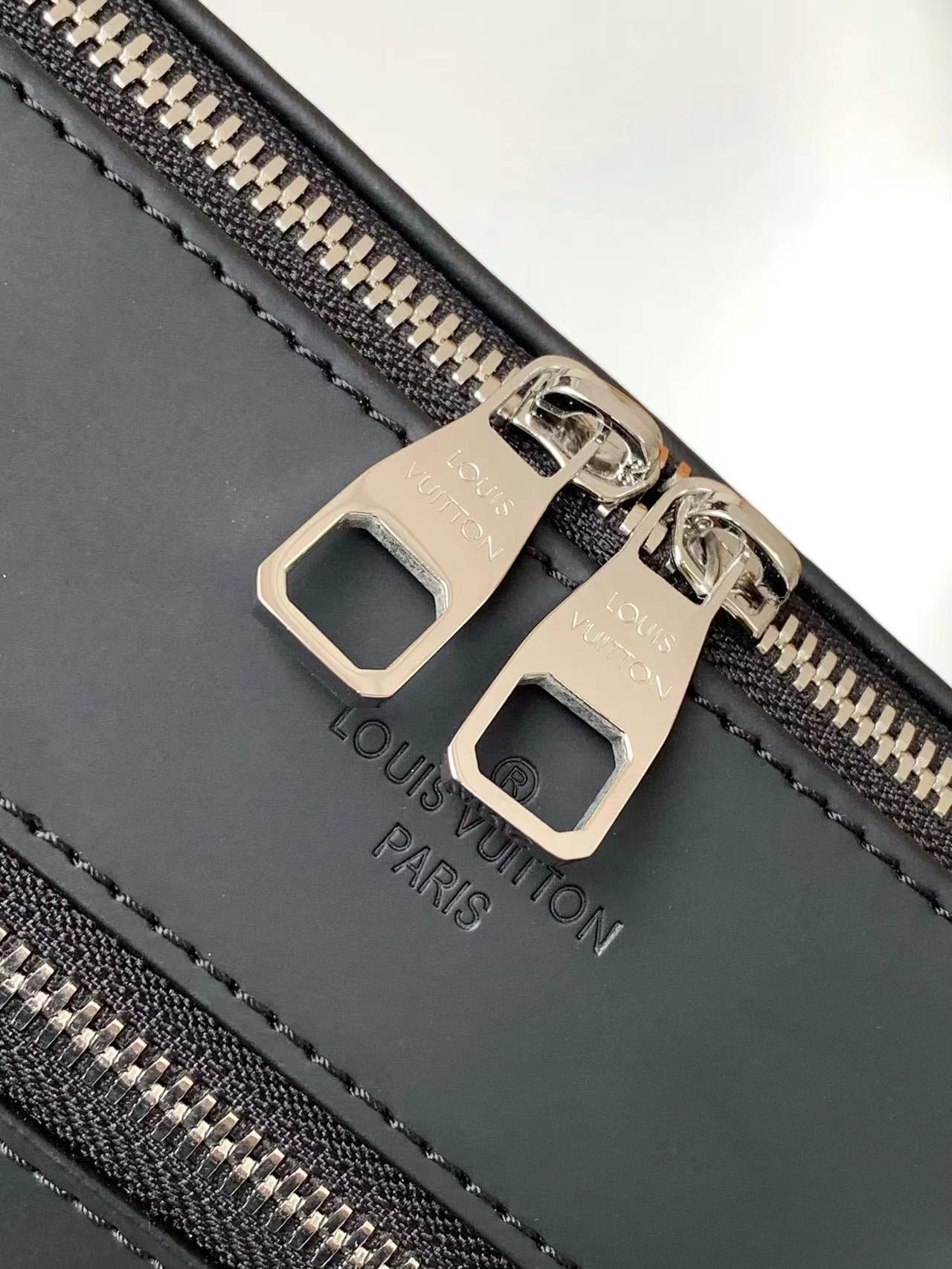 Louis Vuitton Classic Monogram Canvas Laptop Briefcase Bag with Shoulder Strap