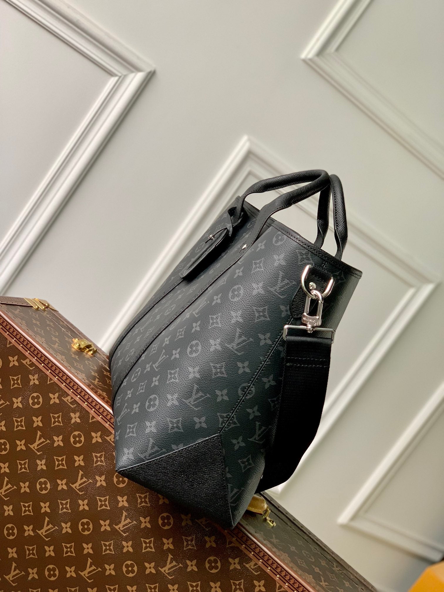 Louis Vuitton Black Monogram Canvas Business Briefcase with Leather Trim