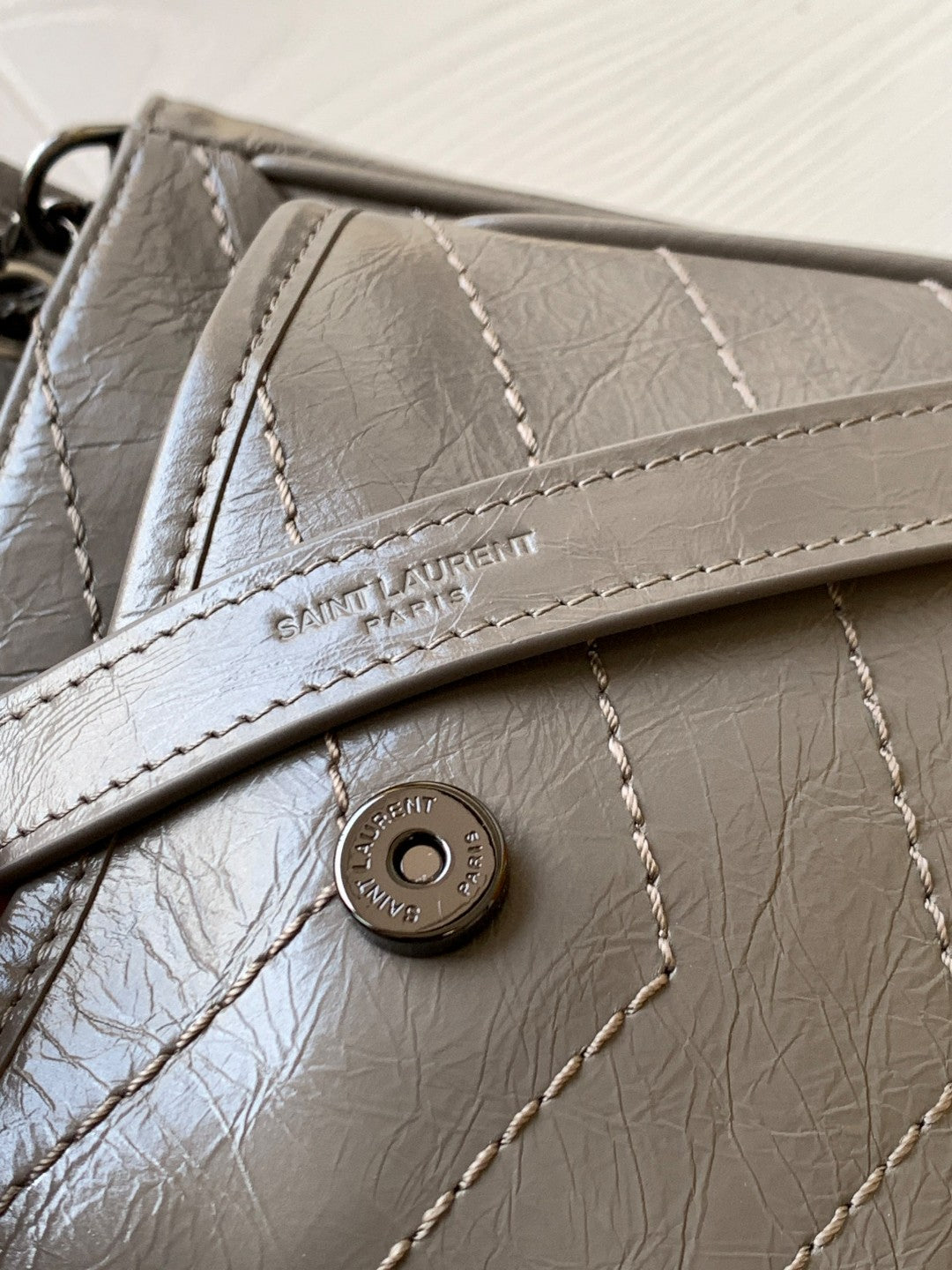Saint Laurent Niki Medium Shoulder Bag in Grey Vintage Leather