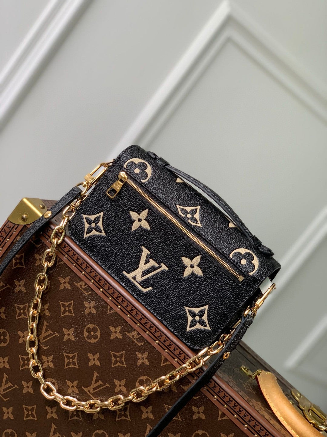 Louis Vuitton Black Patterned Leather Crossbody Bag with Gold Chain Strap