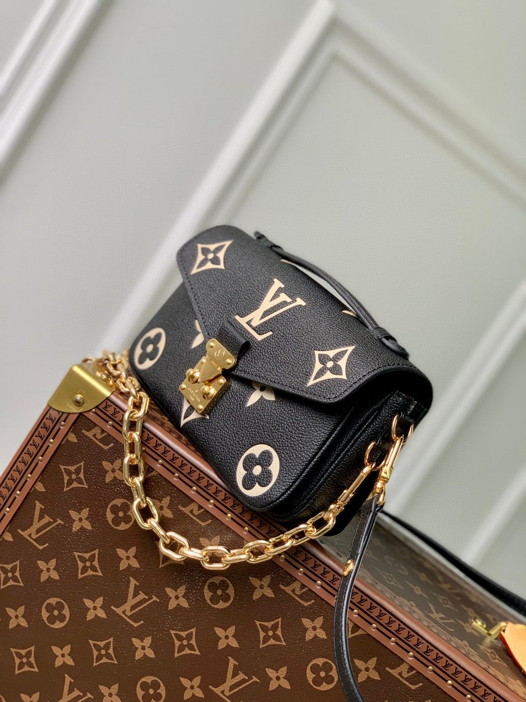 Louis Vuitton Black Patterned Leather Crossbody Bag with Gold Chain Strap