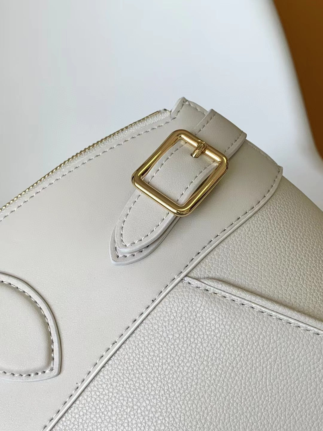 Louis Vuitton Classic Beige Textured Leather Satchel Handbag with Crossbody Strap