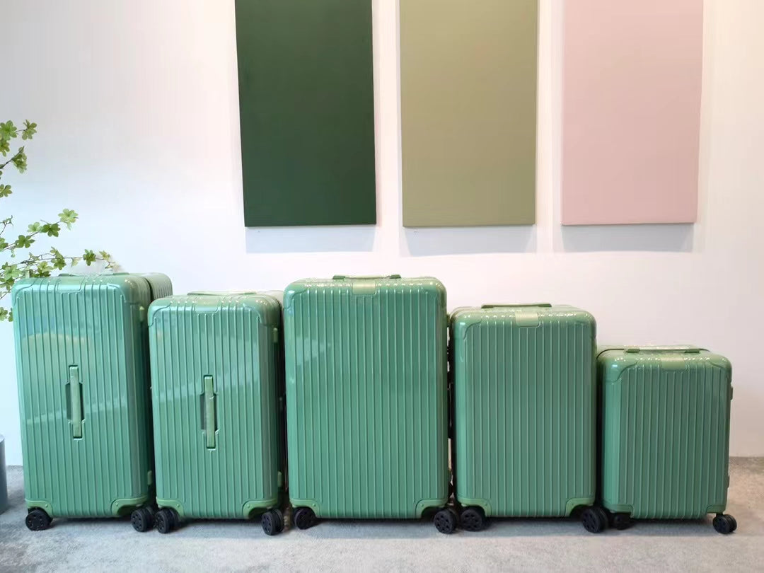 Sage Green Ribbed Hardshell Spinner Suitcase Travel Luggage Set