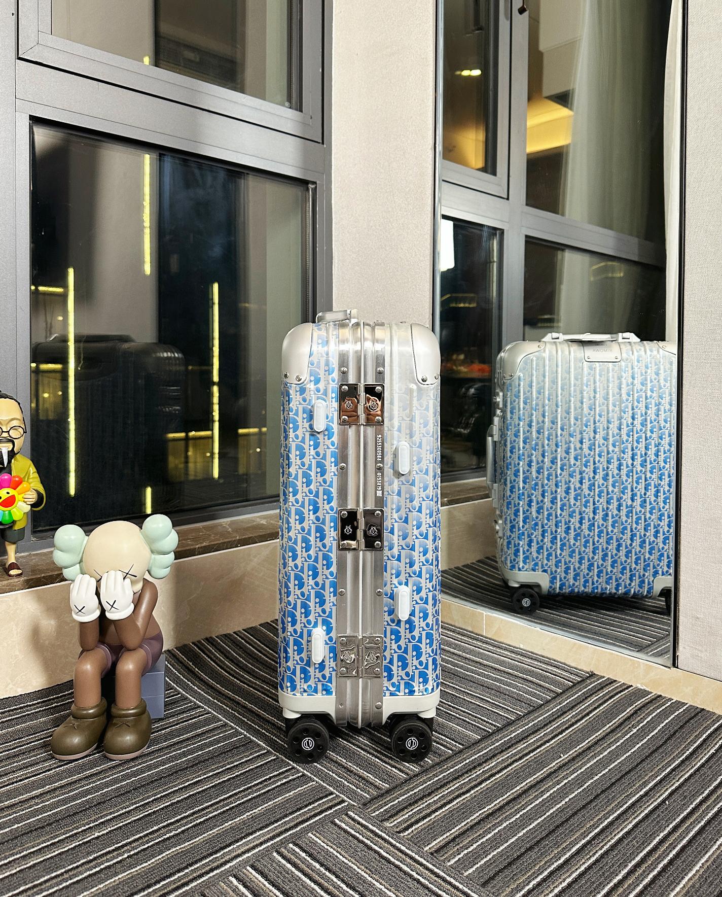 Geometric Monogram Hardside Spinner Luggage Travel Suitcase