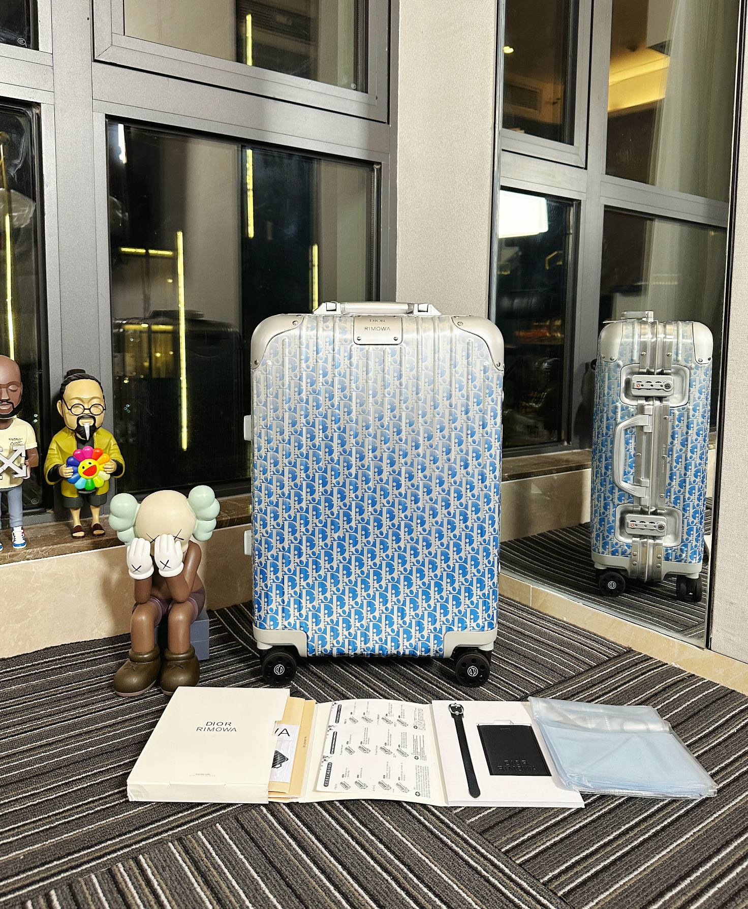 Geometric Monogram Hardside Spinner Luggage Travel Suitcase