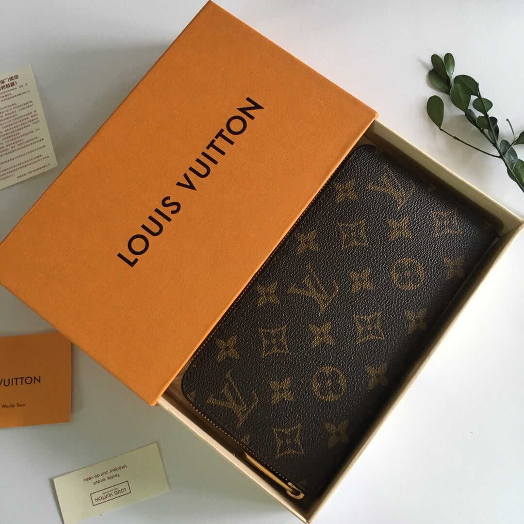 Louis Vuitton Classic Brown Monogram Pattern Zip-Around Clutch Wallet
