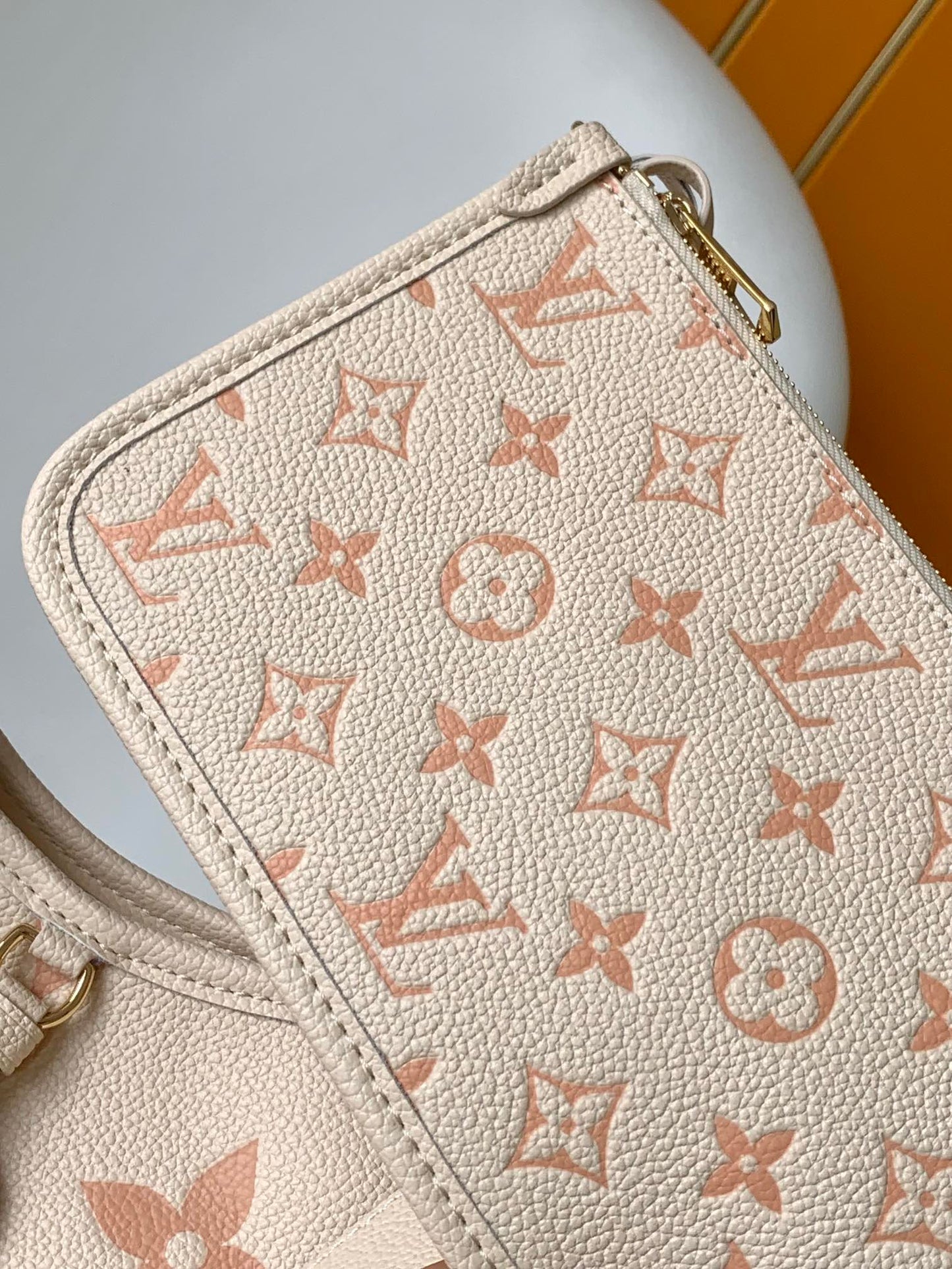 Louis Vuitton Elegant Pastel Pink Floral Monogram Shoulder Handbag