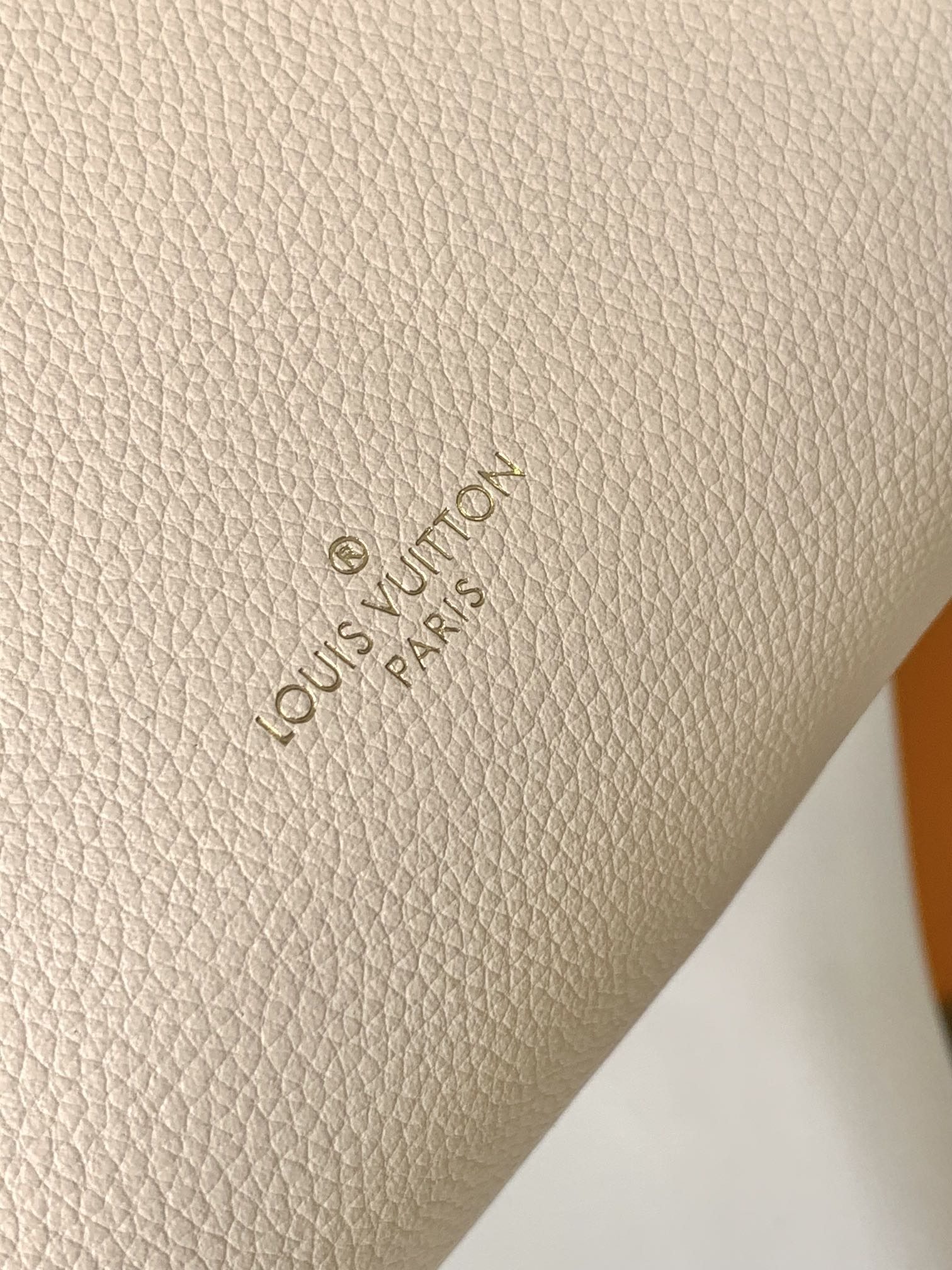Louis Vuitton Elegant Cream Leather Trunk Shoulder Bag with Gold Hardware