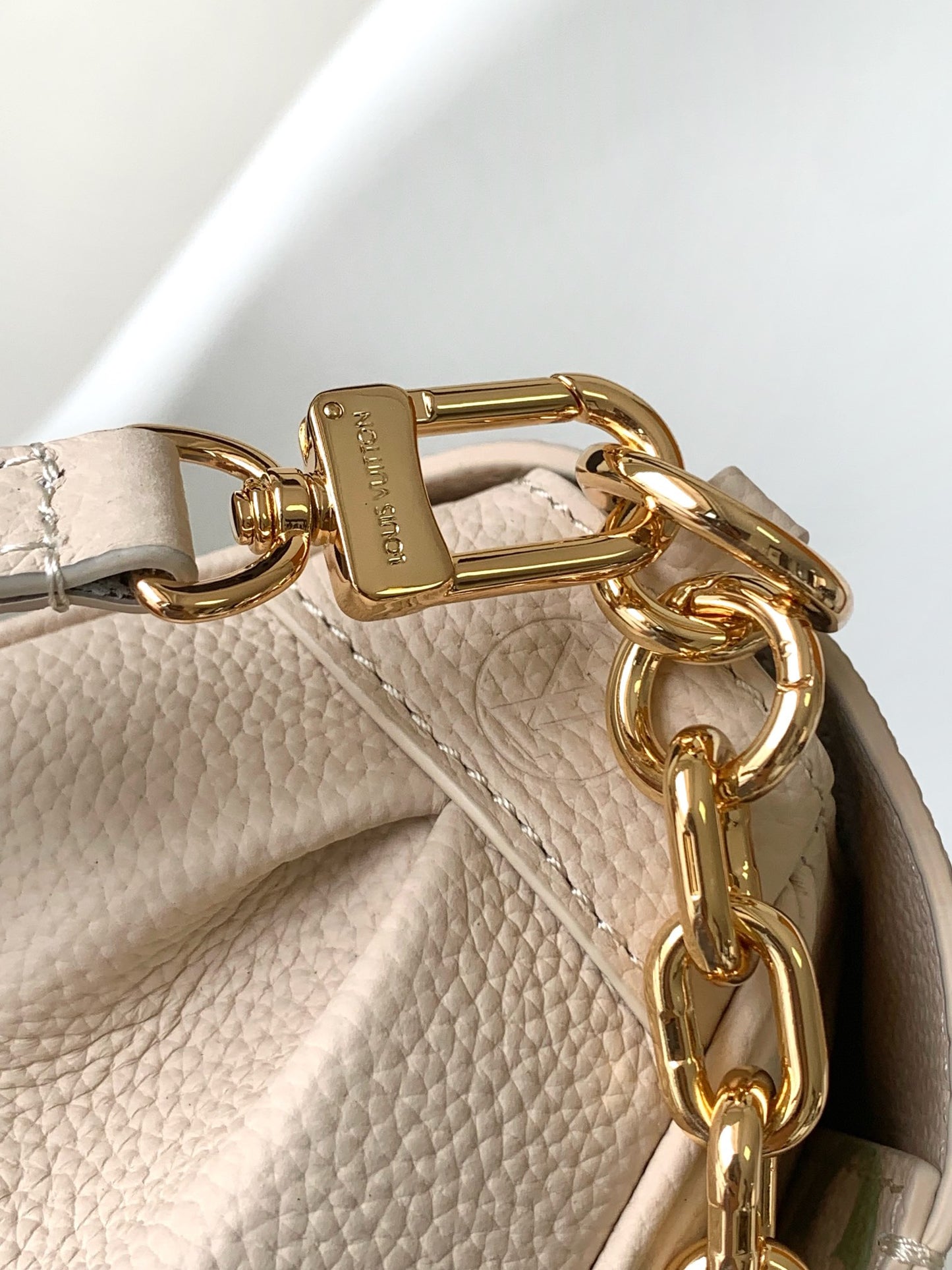 Louis Vuitton Monogram Empreinte Easy Pouch on Strap - Cream & Green