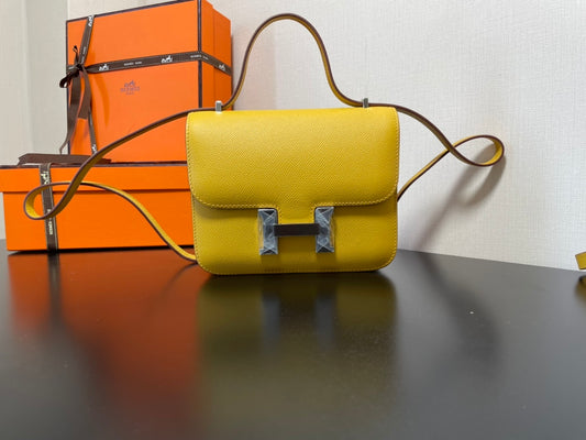Hermès Constance 18 Epsom Leather Shoulder Bag - Yellow