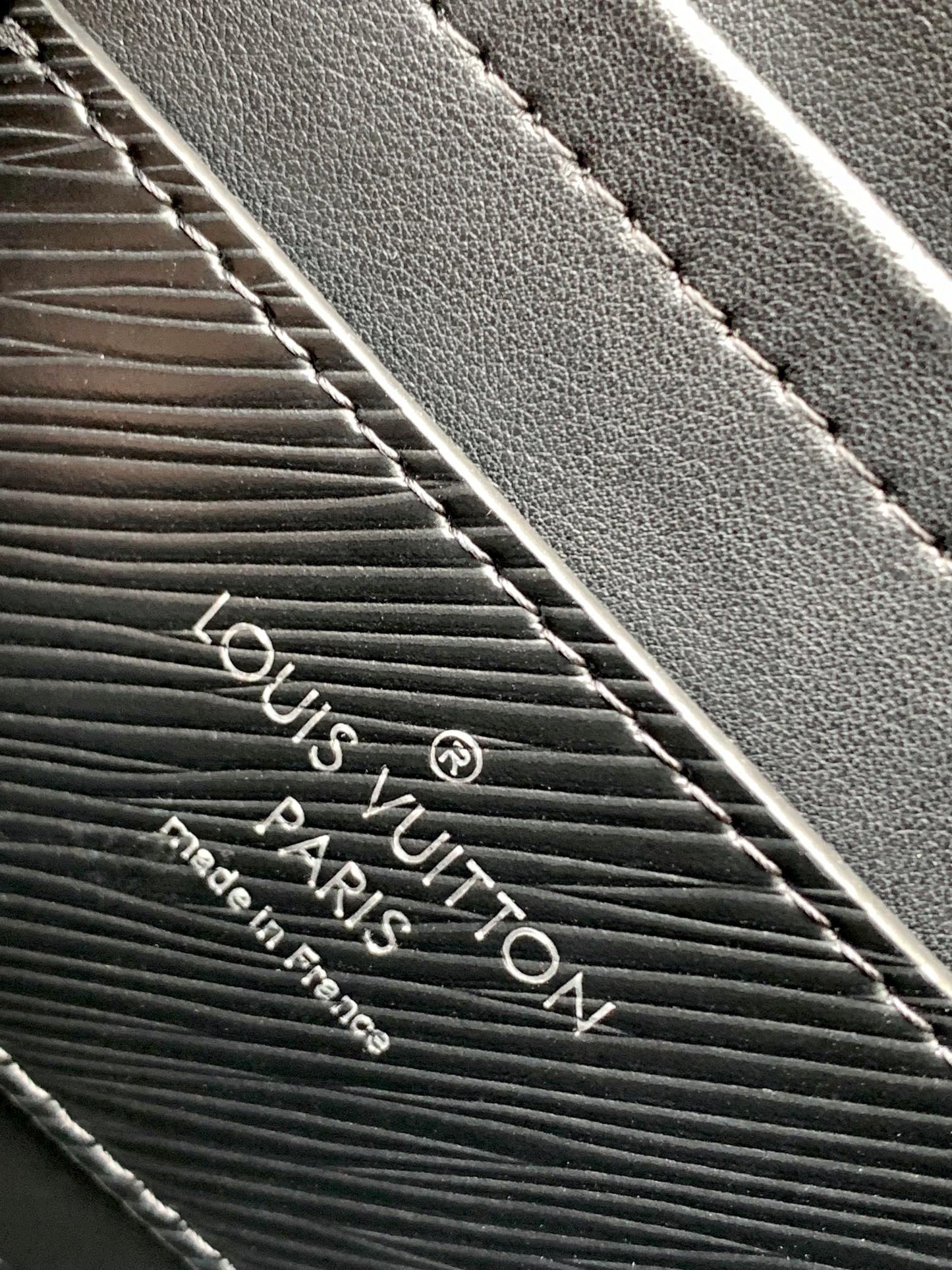 Louis Vuitton Black Textured Leather Crossbody Bag with Silver Chain Strap