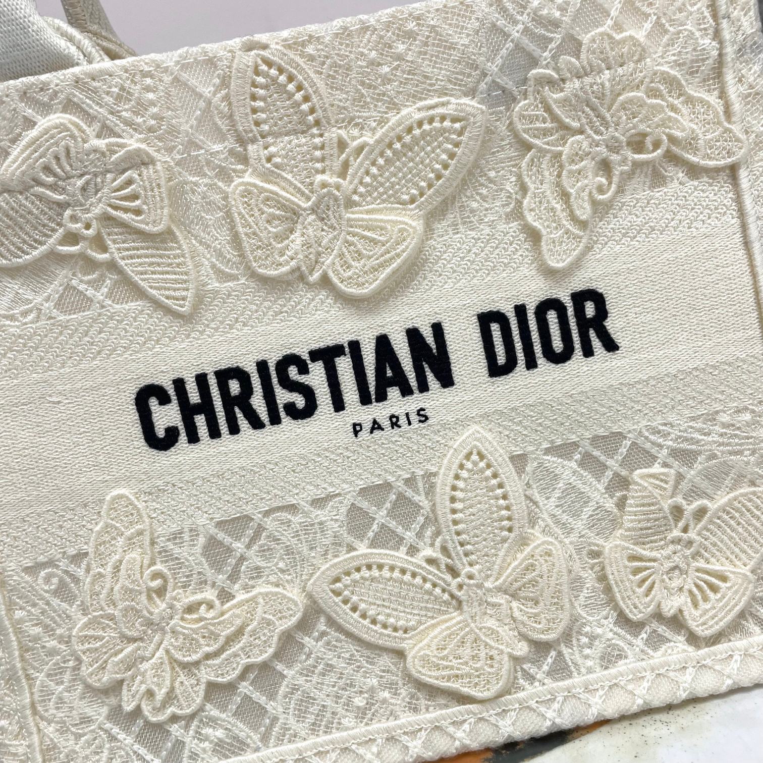 Dior Elegant Off-White Canvas Tote Bag with Embroidered Butterflies