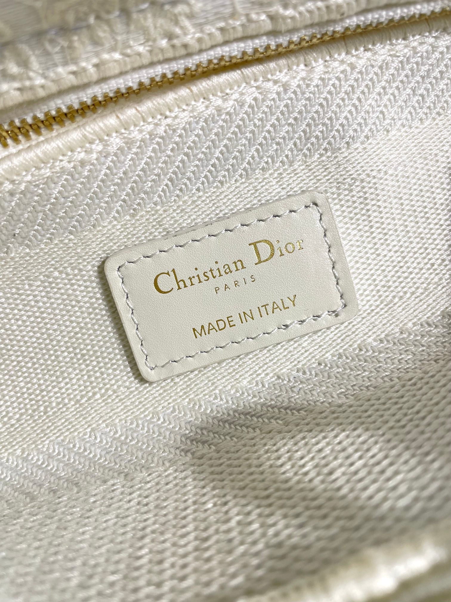 Dior Elegant White Canvas Top Handle Handbag with Detachable Shoulder Strap