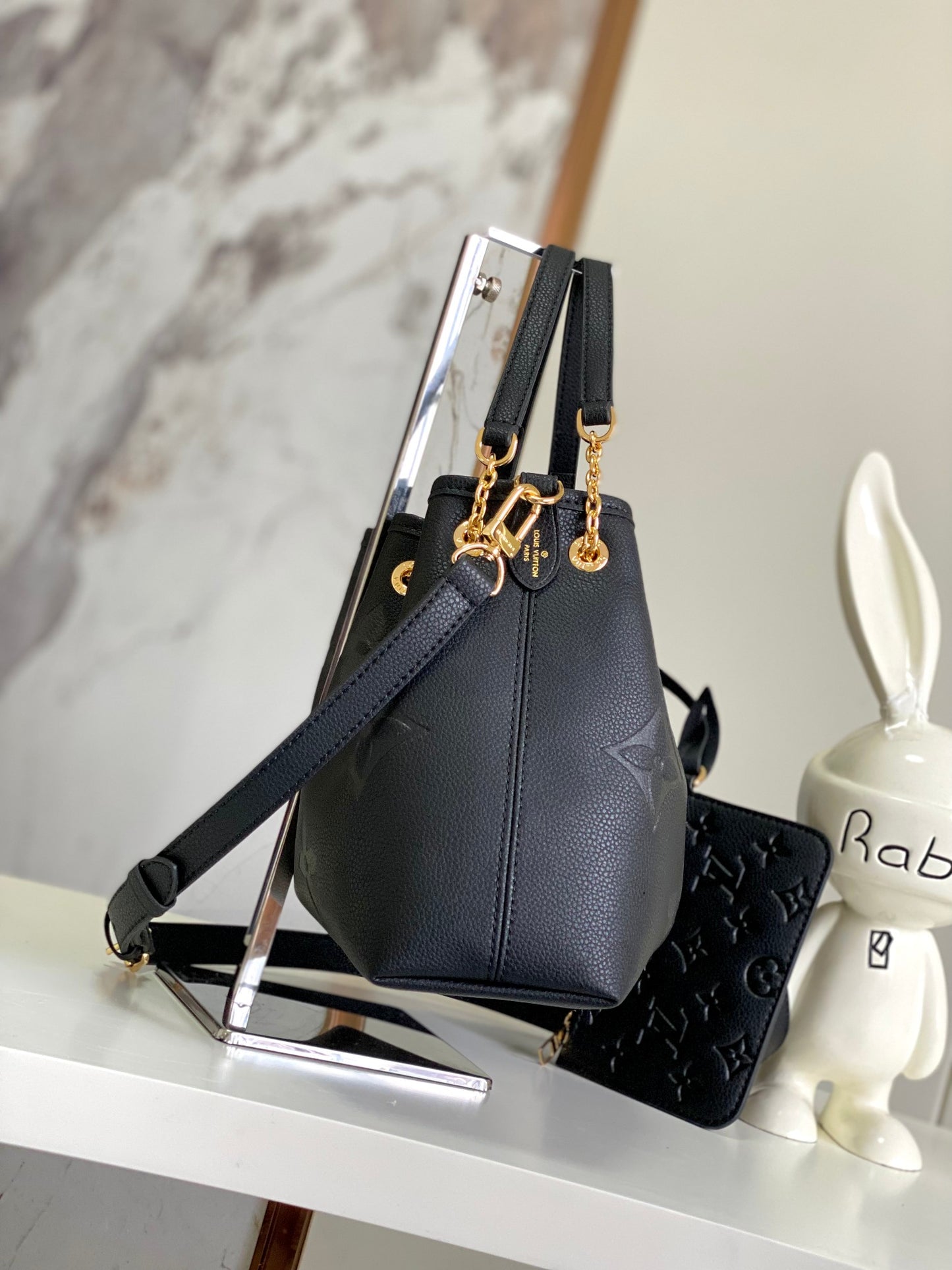 Louis Vuitton Monogram Empreinte Leather Hobo Bag - Black