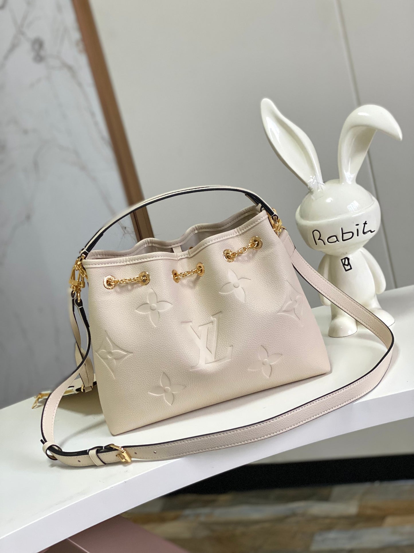 Louis Vuitton Cream Embossed Leather Hobo Shoulder Bag with Gold Hardware
