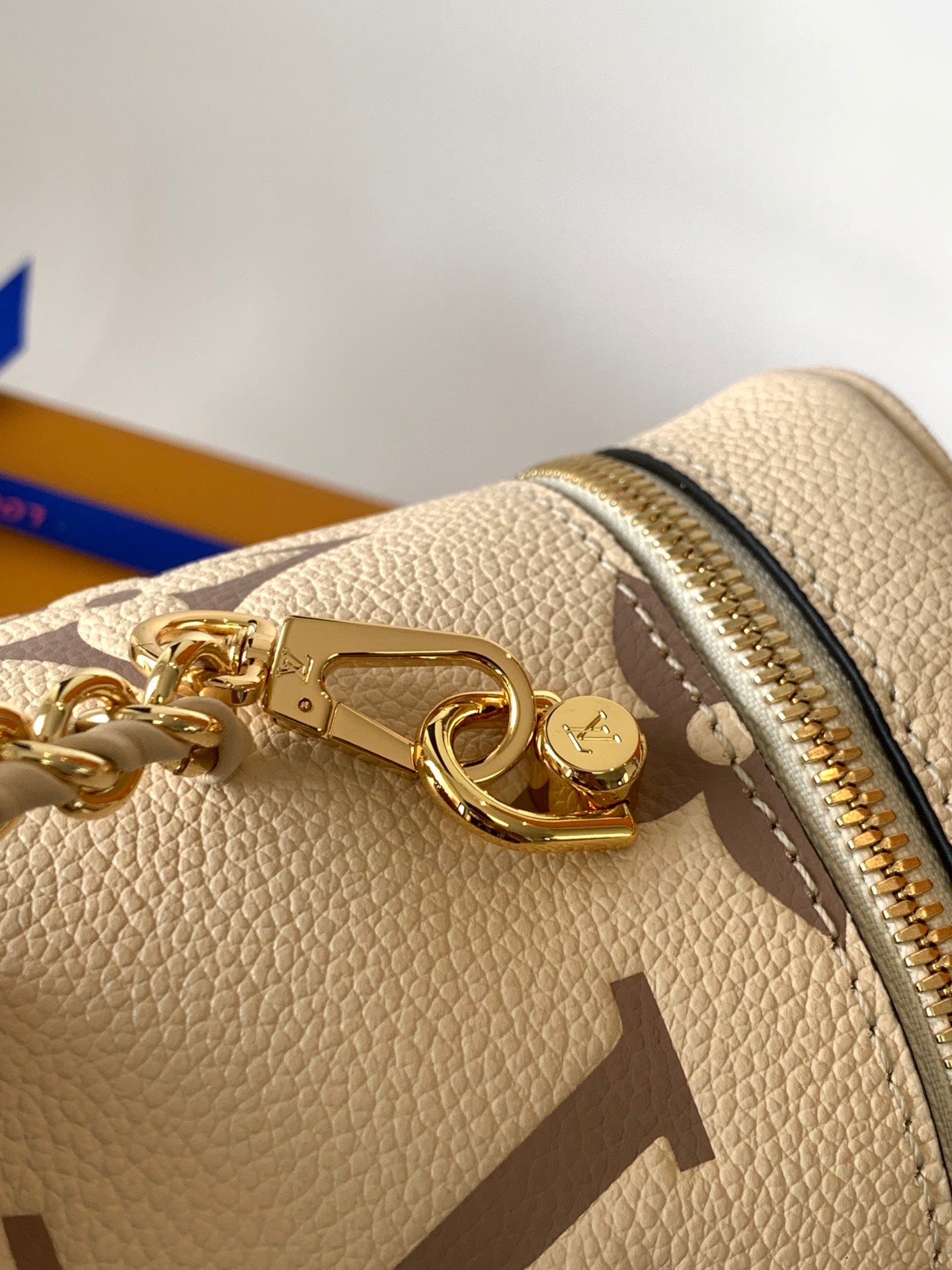 Louis Vuitton Cream Monogram Leather Vanity Case Crossbody Bag with Top Handle