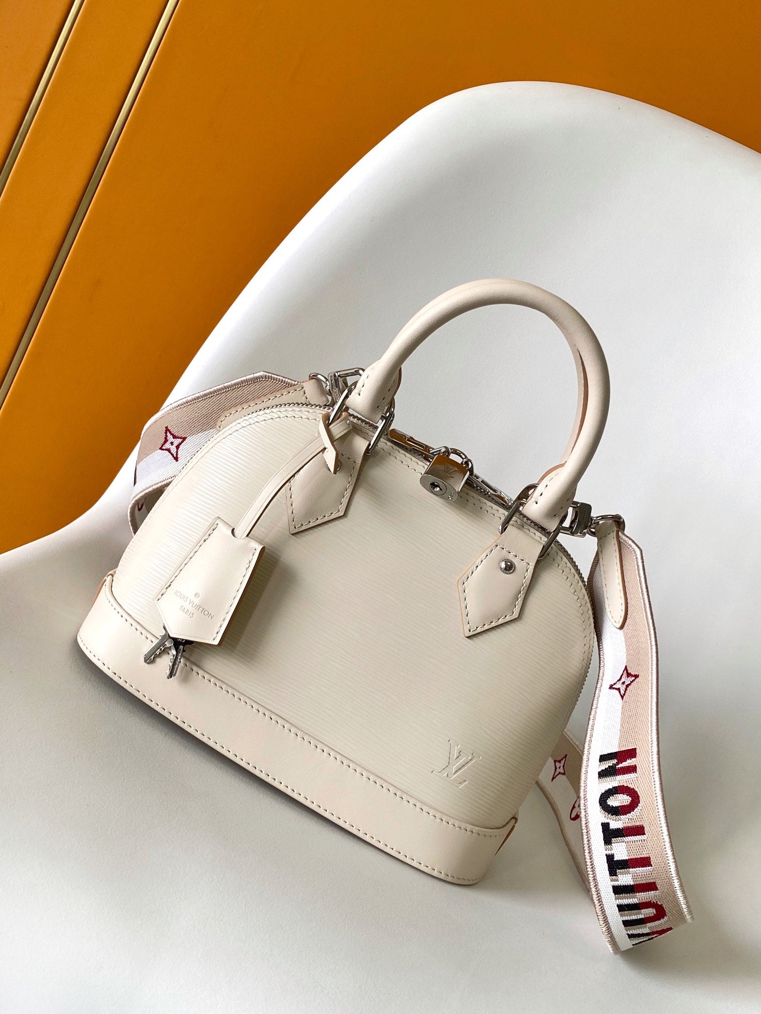 Louis Vuitton Blush Pink Textured Leather Dome Satchel Bag with Strap