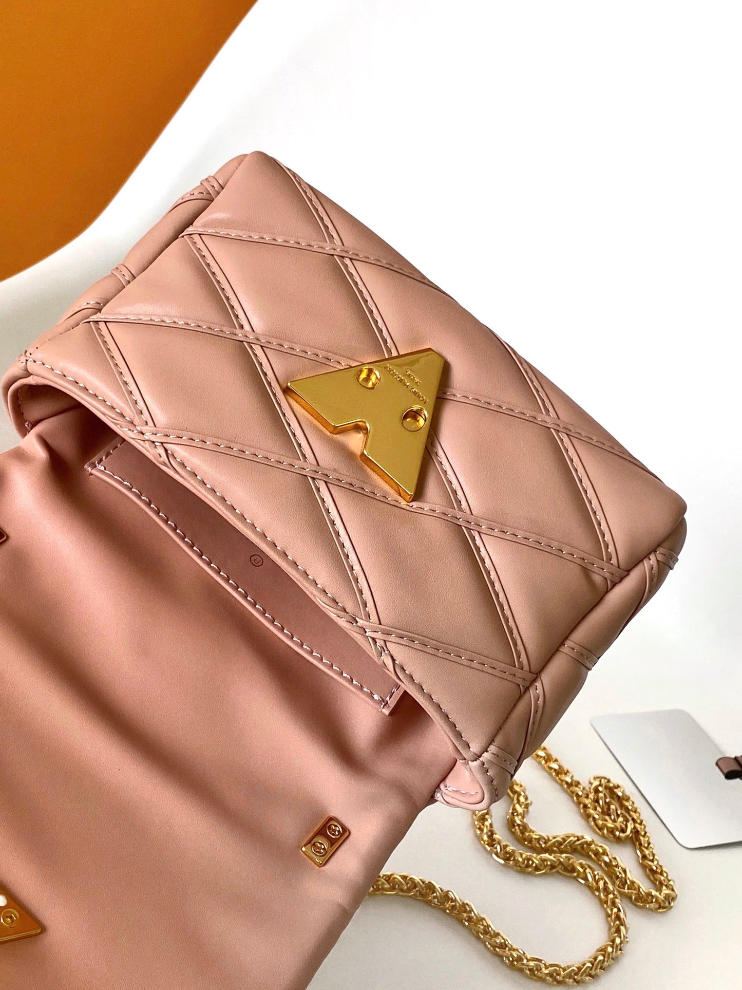 Louis Vuitton Elegant Blush Pink Quilted Leather Shoulder Bag with Gold Chain