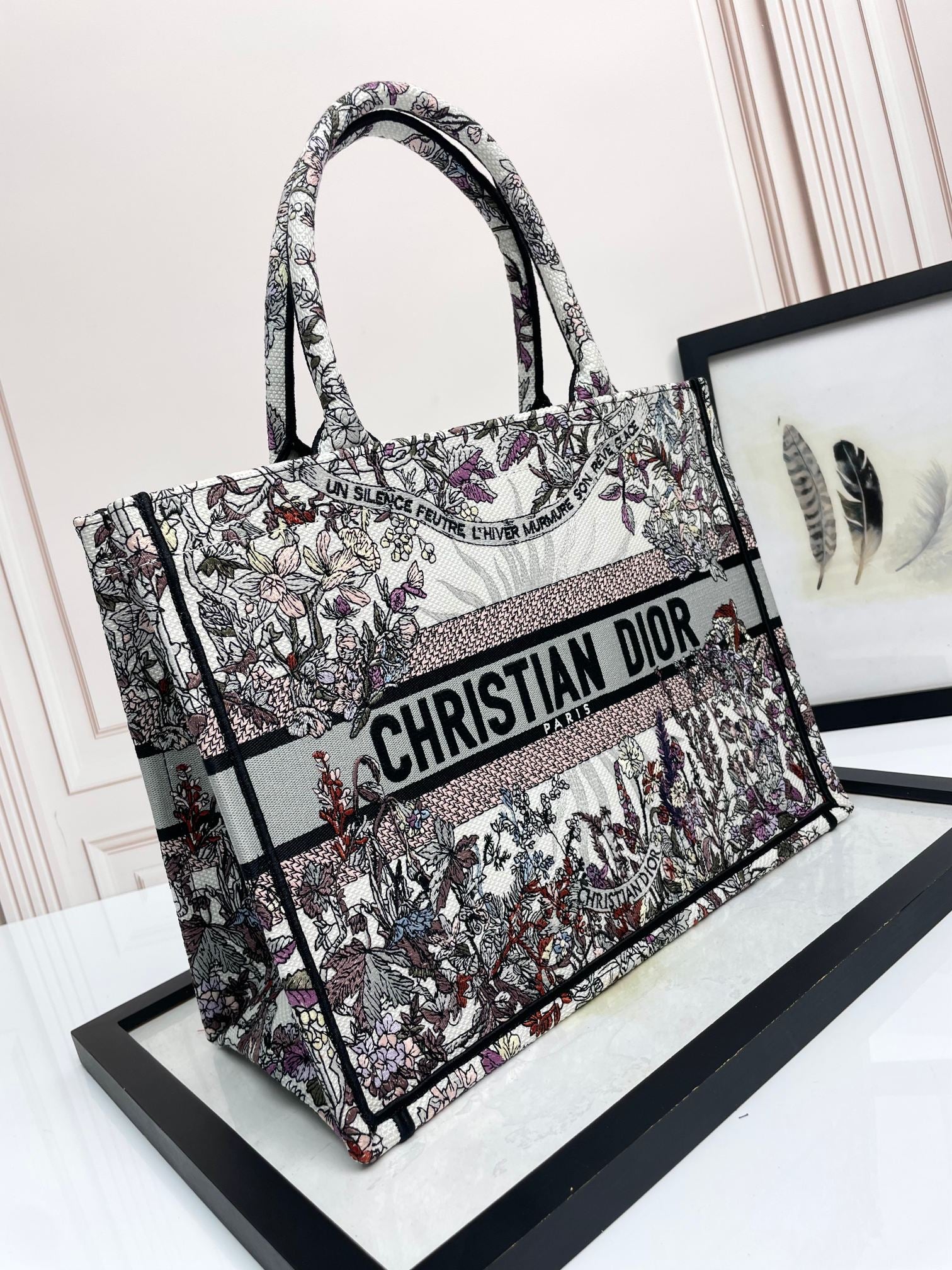 Dior Elegant Embroidered Floral Pattern Canvas Shoulder Tote Bag