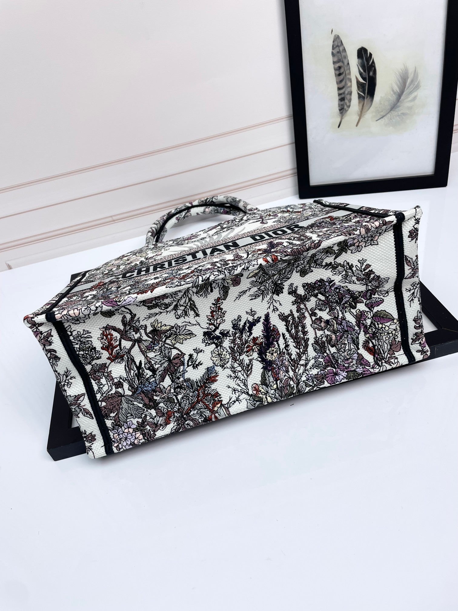 Dior Elegant Embroidered Floral Pattern Canvas Shoulder Tote Bag
