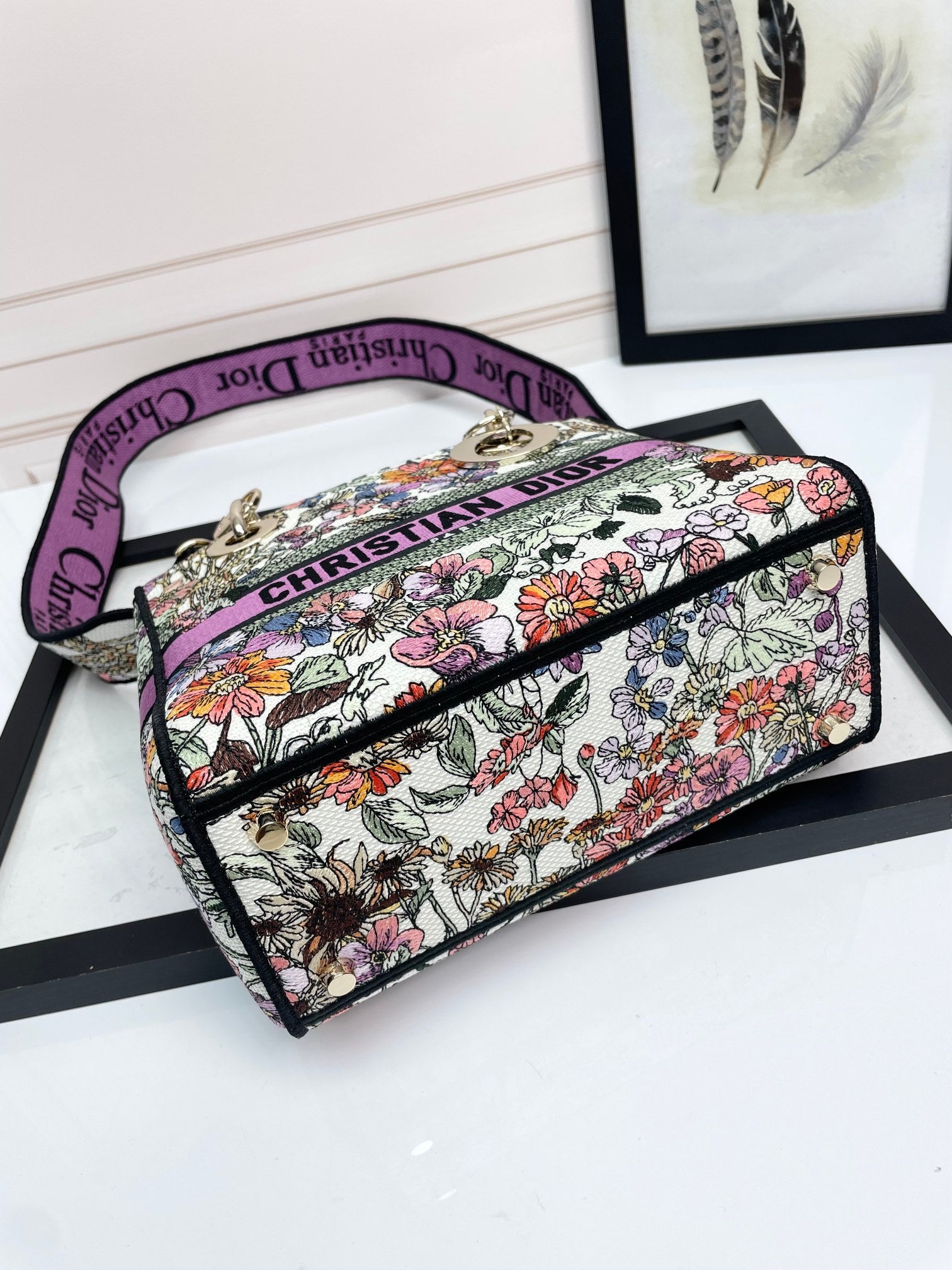 Christian Dior Lady D-Lite Embroidered Floral Handbag - Multicolor