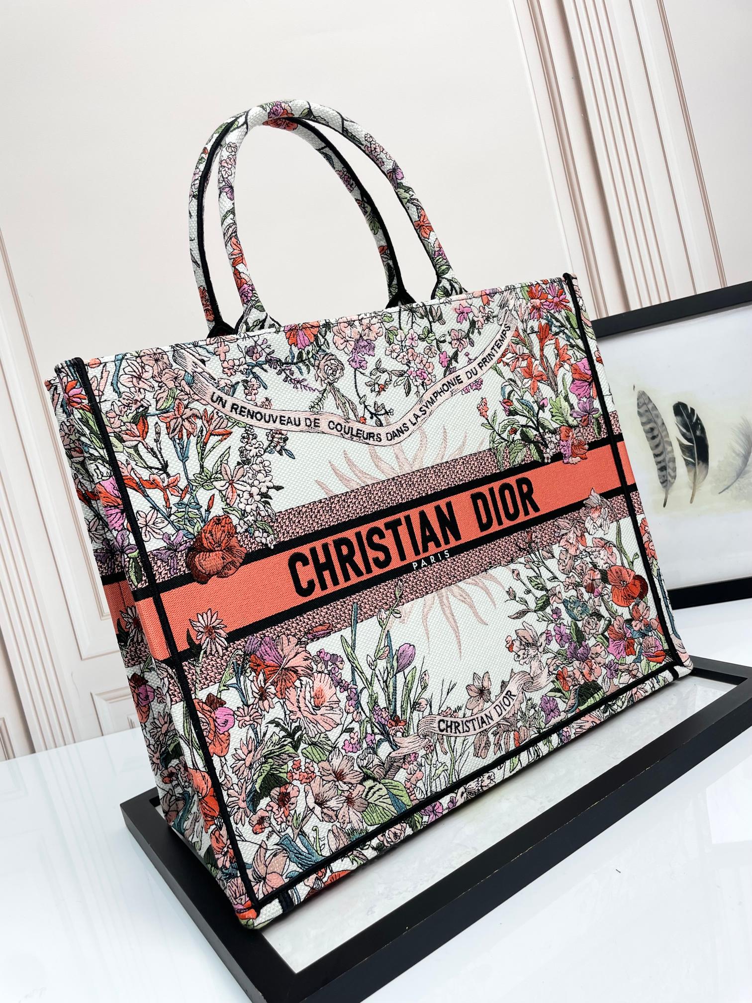 Dior Elegant Floral Embroidery Canvas Tote Bag Large Travel Handbag