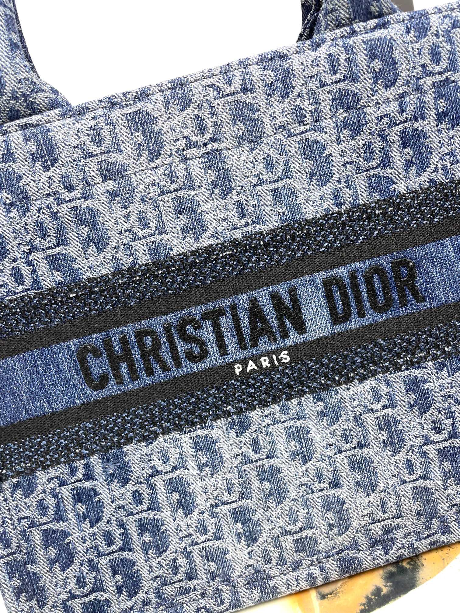 Christian Dior Book Tote Blue Dior Oblique Embroidery Medium Bag