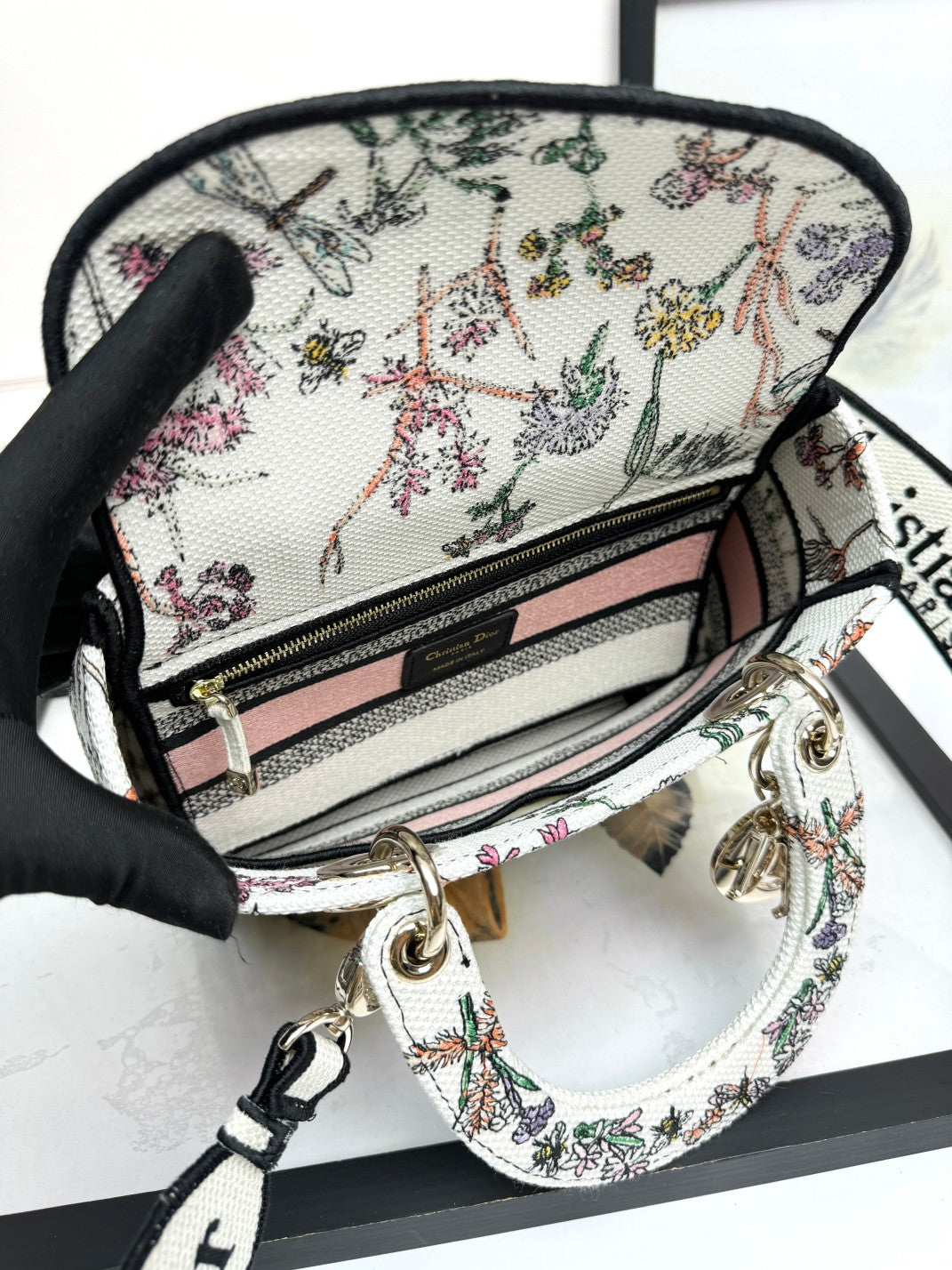 Dior Elegant Floral Embroidered Canvas Handbag with Shoulder Strap