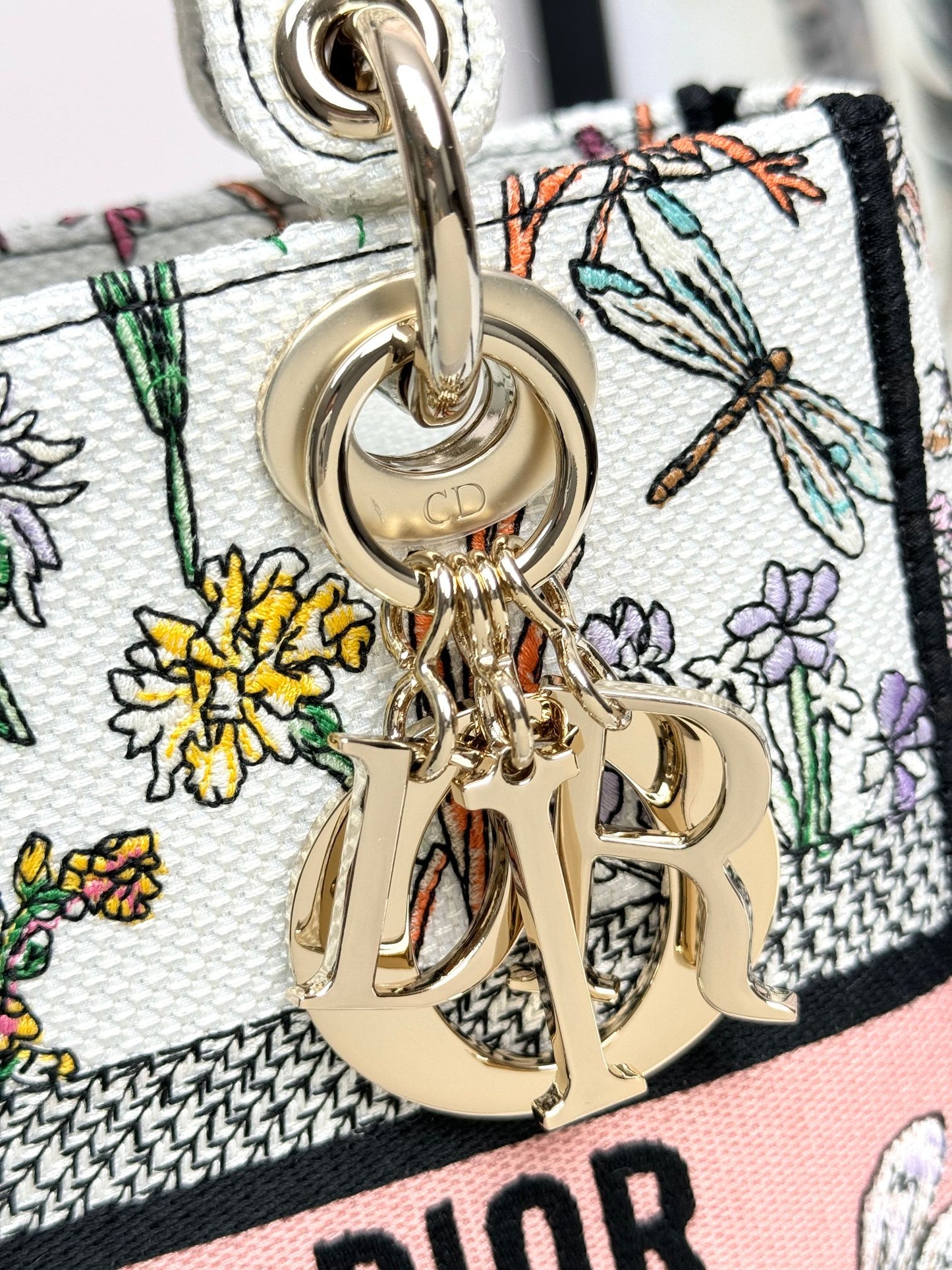 Dior Elegant Floral Embroidered Canvas Handbag with Shoulder Strap