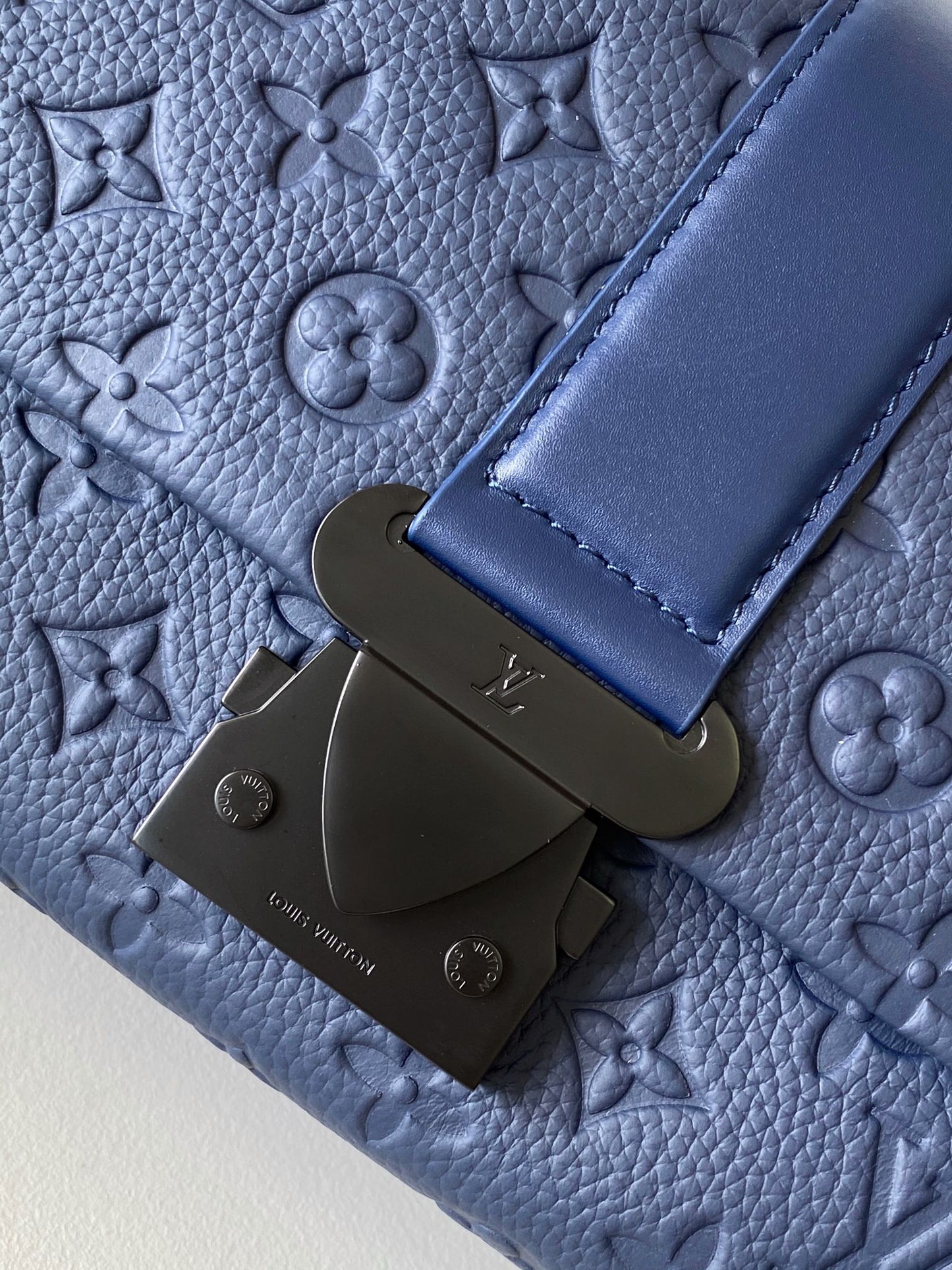 Louis Vuitton Blue Embossed Pattern Leather Crossbody Bag with Buckle