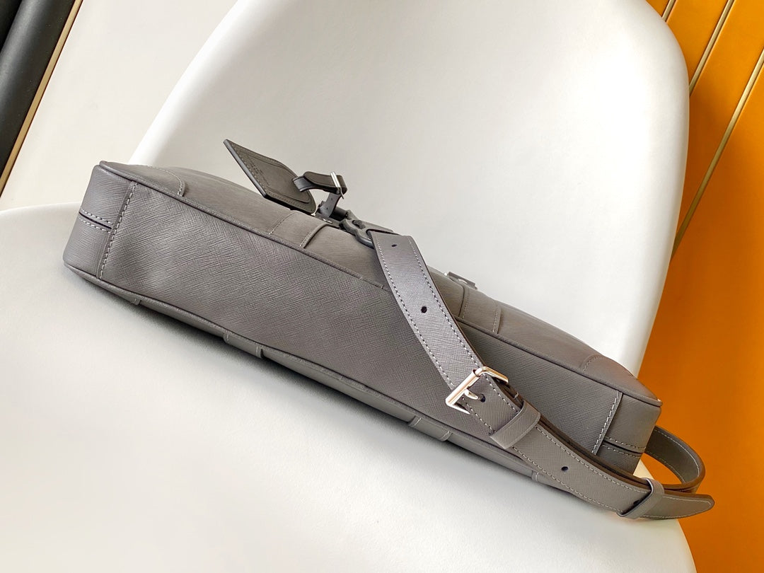 Louis Vuitton Professional Grey Leather Laptop Briefcase with Shoulder Strap
